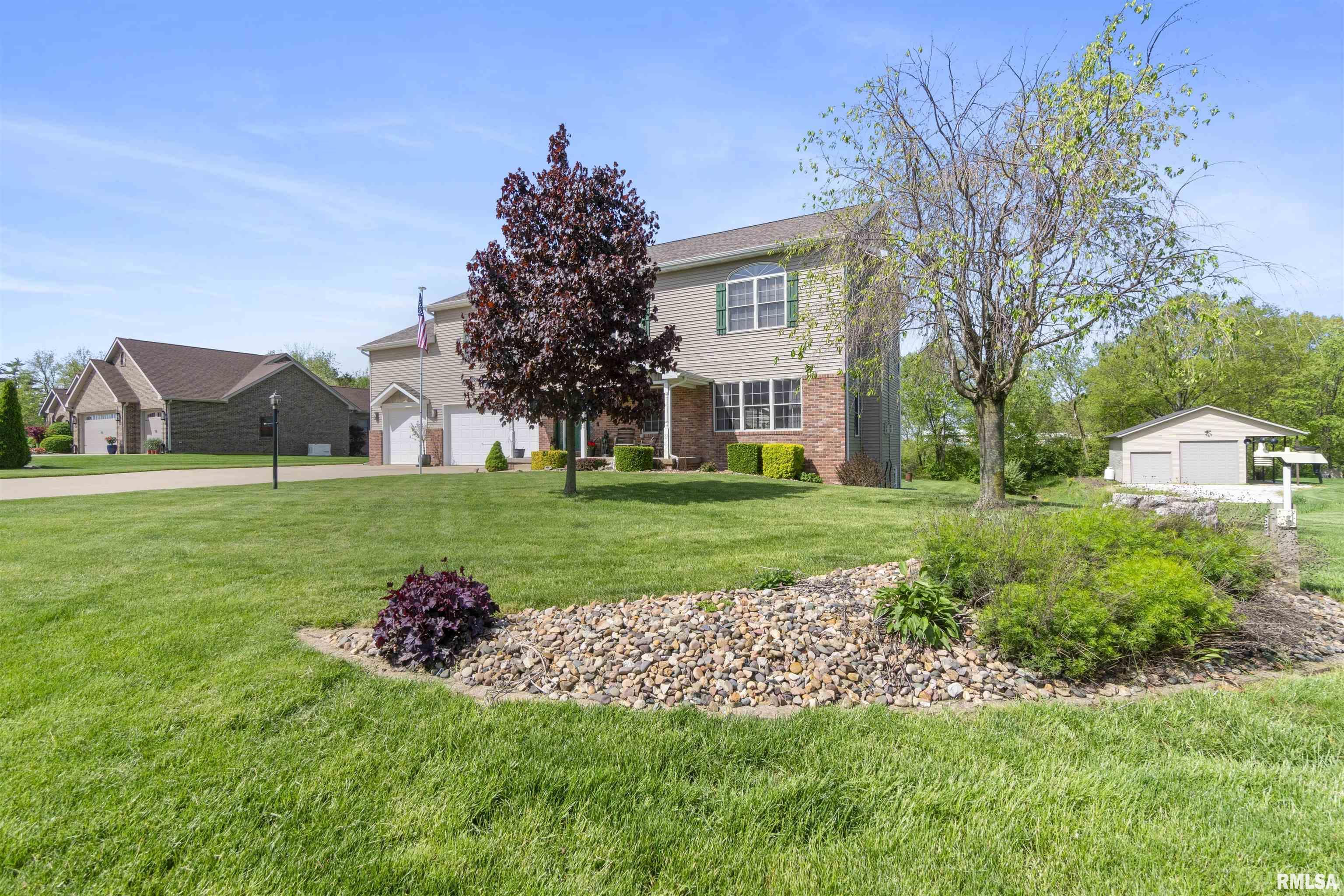 Price change at 23353  AUGUSTA Drive  in Washington Illinois!