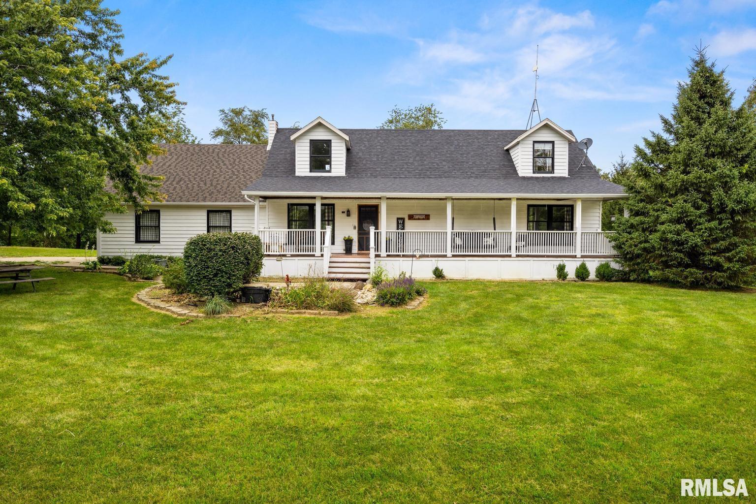 Home for sale at 824 W HALLOCK HOLLOW Road  in Edelstein Illinois!