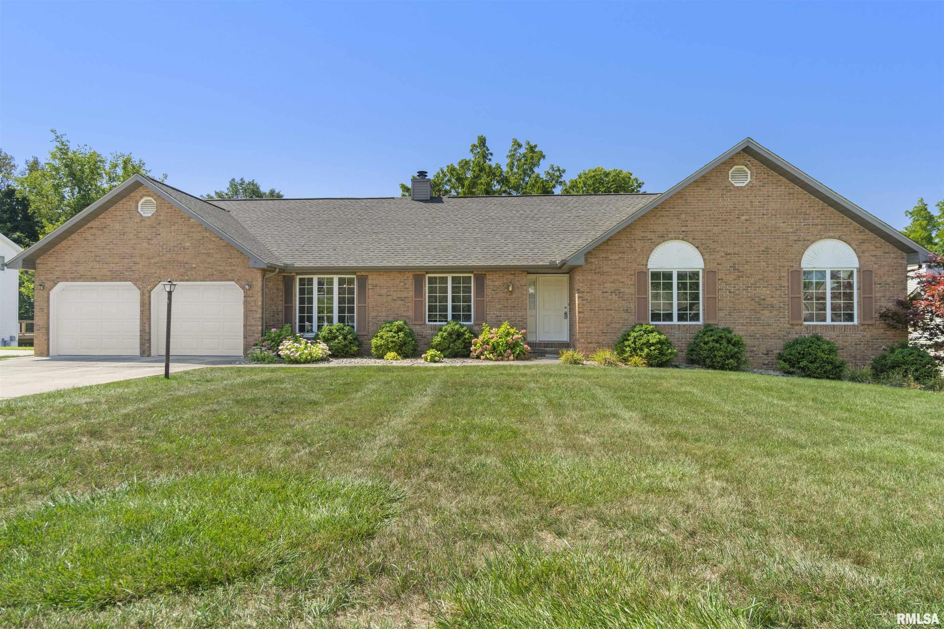 Home for sale at 512  WEDGEWOOD Terrace  in Germantown Hills Illinois!