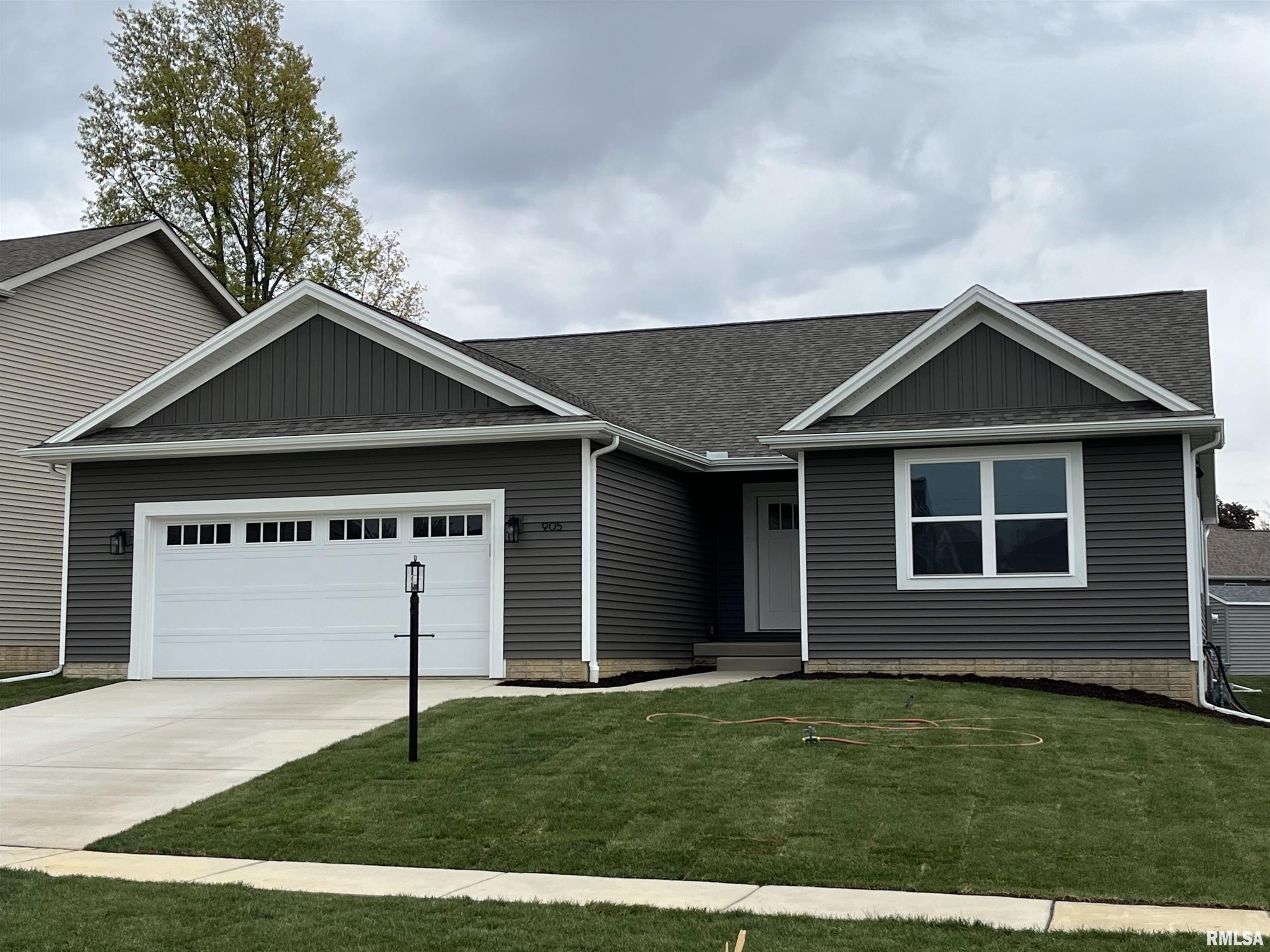 Price change at 905  DEVONSHIRE Road  in Washington Illinois!