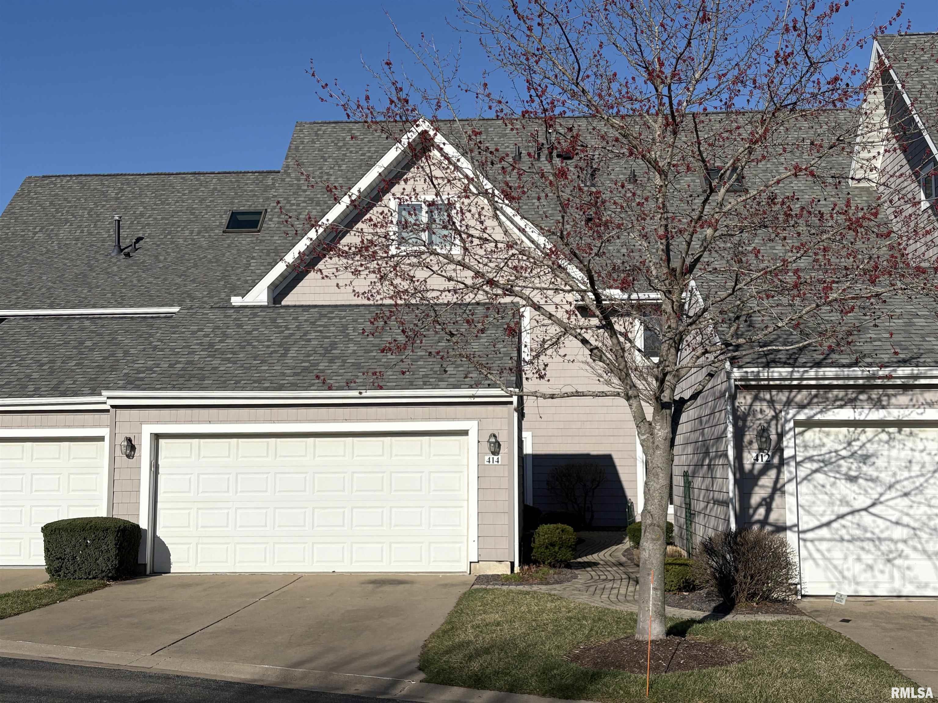 Price change at 414  HARBOR POINTE Drive  in East Peoria Illinois!