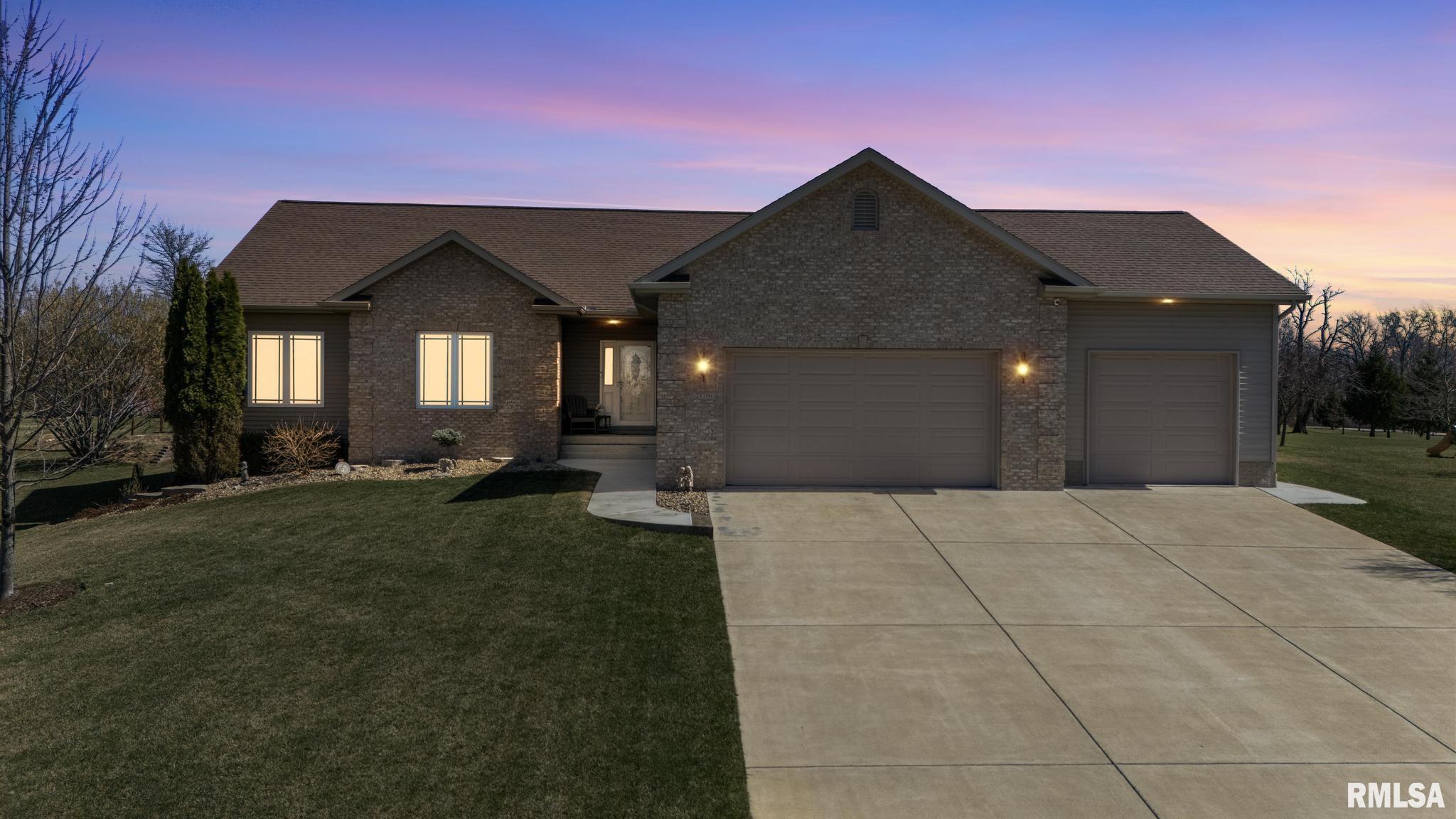 Luxury Home for sale at 23306 AUGUSTA Drive in Washington Illinois! Luxury Home for sale at 23306 AUGUSTA Drive in Washington Illinois!