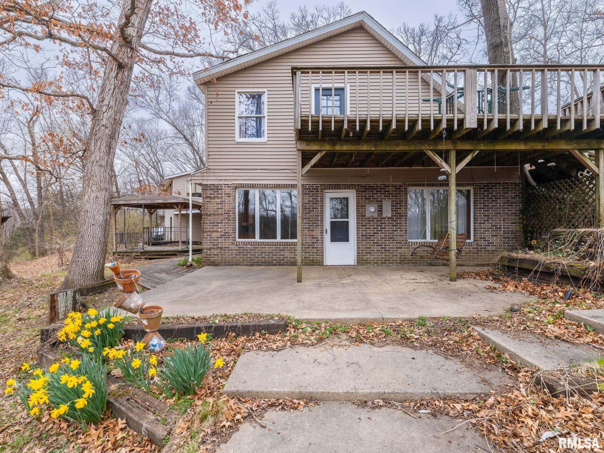 Home for sale at 6102 S TRIVOLI Road  in Glasford Illinois!