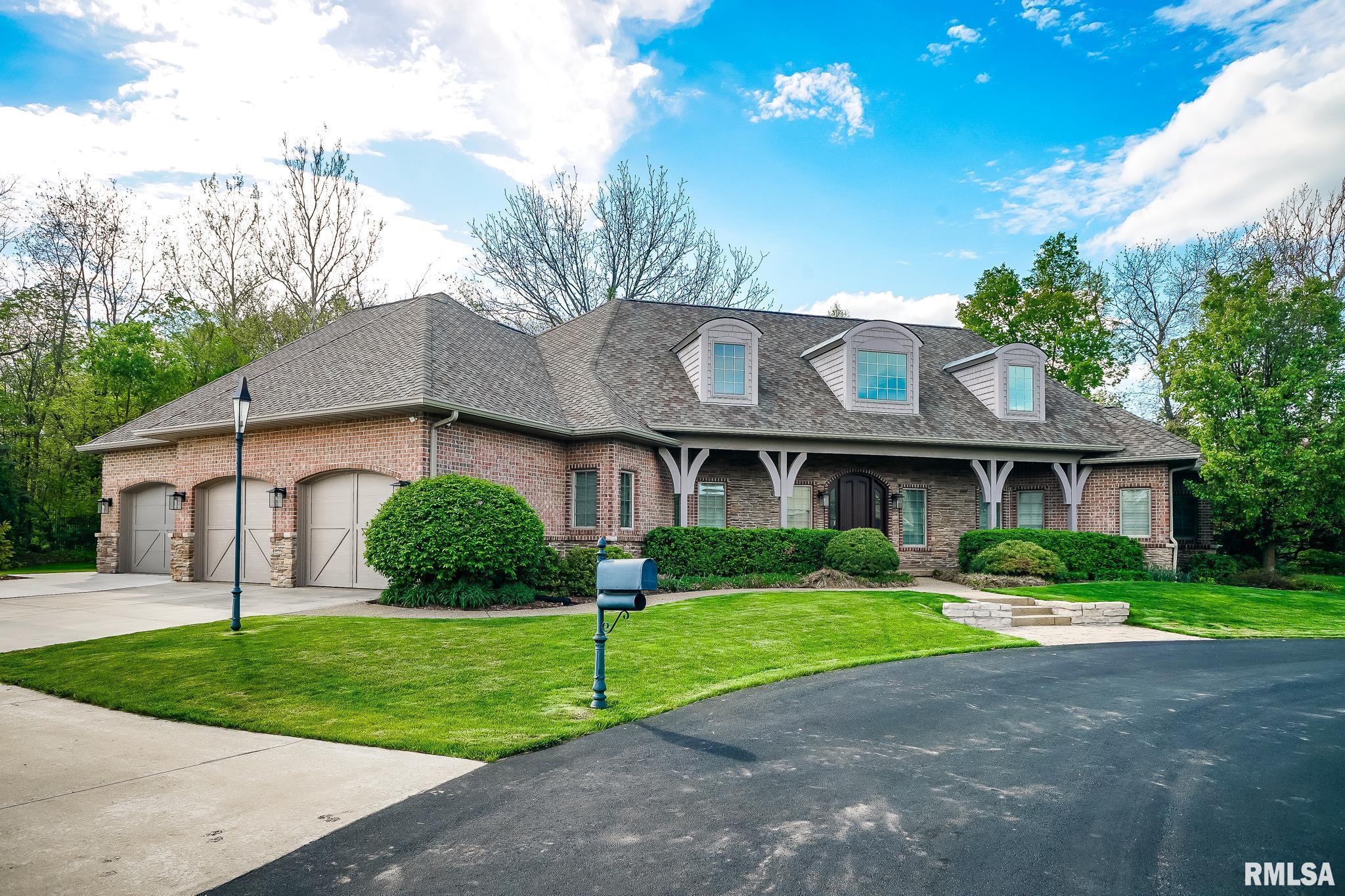 Luxury Home for sale at 8515 N WYNDHILL Lane in Peoria Illinois! Luxury Home for sale at 8515 N WYNDHILL Lane in Peoria Illinois!