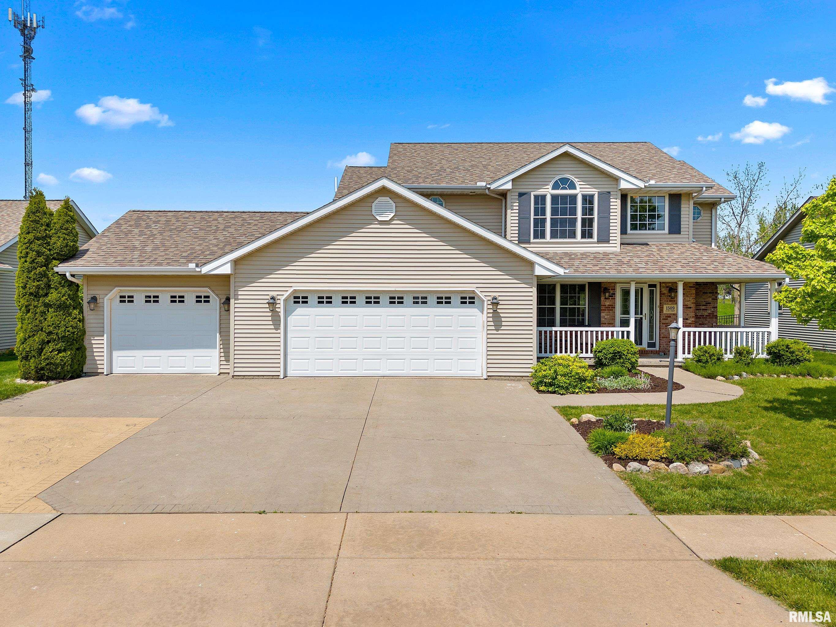 Home for sale at 1509  Kelsey Street  in Washington Illinois!