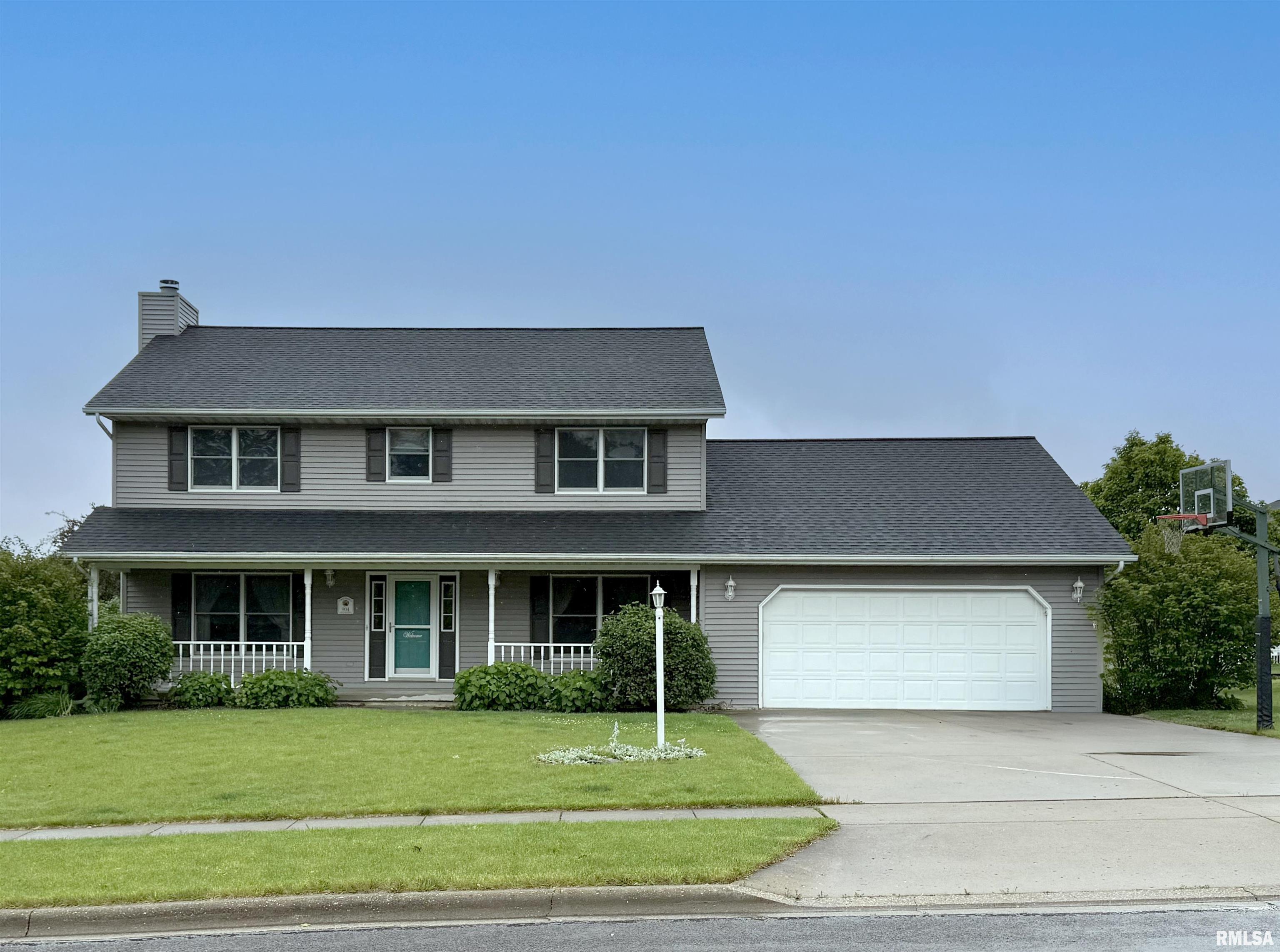 Home for sale at 904  DOGWOOD Drive  in Washington Illinois!