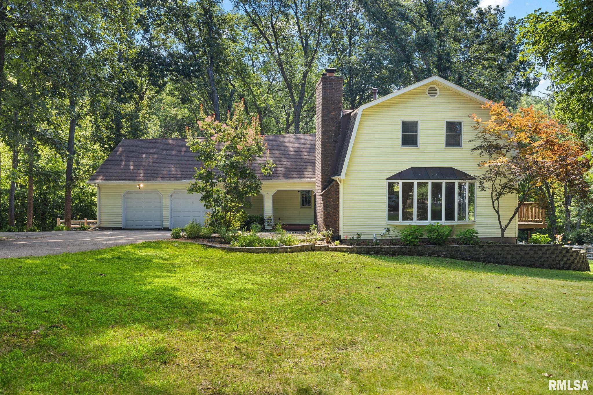 Price change at 4  OAKCREST Drive  in Pekin Illinois!