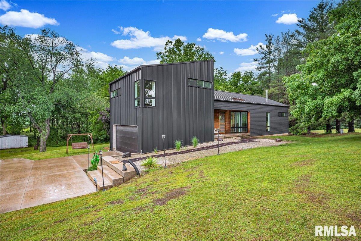 Luxury Home for sale at 7612 W CHALLACOMBE Road  in Edwards Illinois!