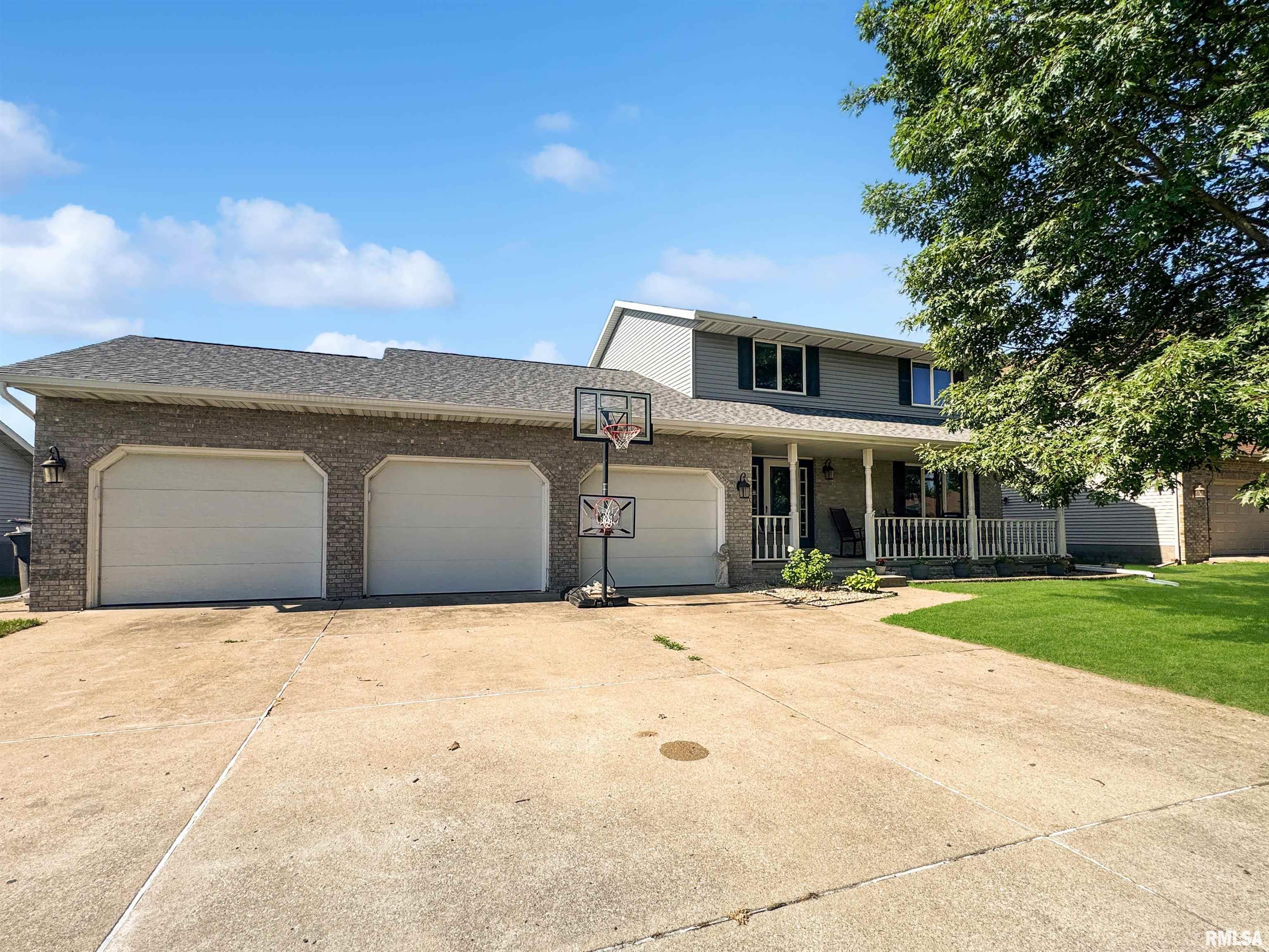 Price change at 121  PRAIRIEVIEW Drive  in East Peoria Illinois!