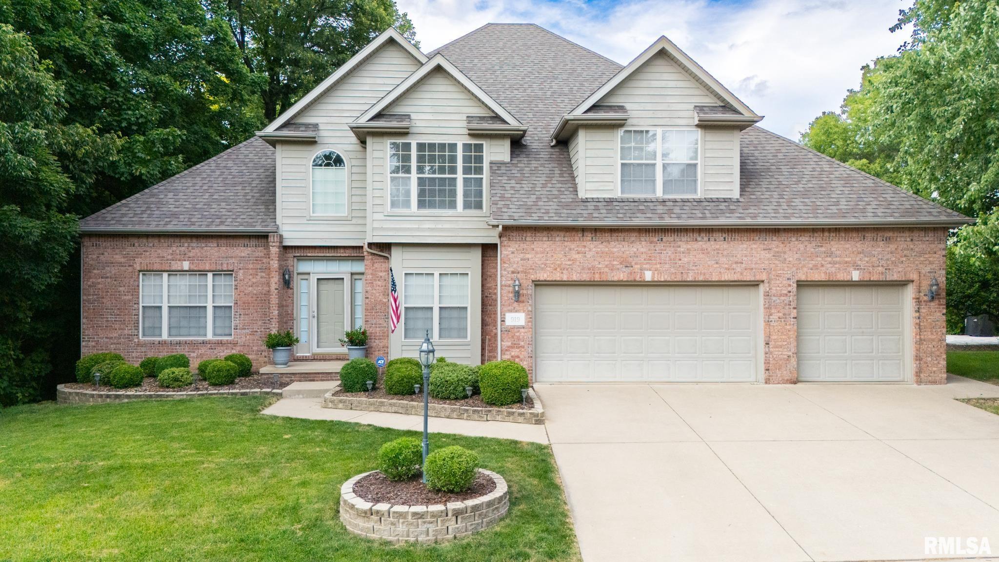 Luxury Home for sale at 919 W OAKBROOK Drive  in Peoria Illinois!