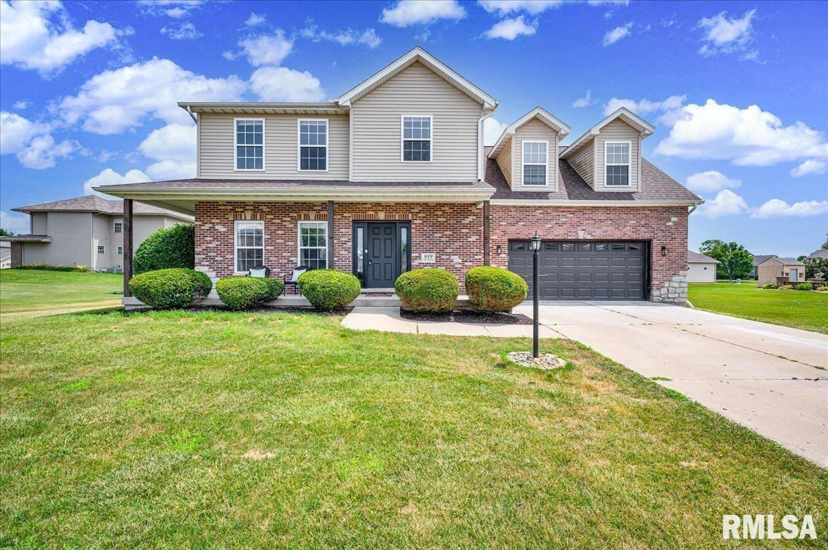 Price change at 819  GRANDYLE Drive  in Washington Illinois!