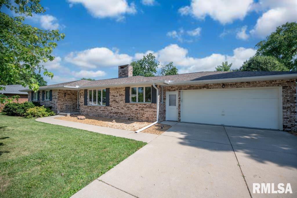 Price change at 470 E HAZELWOOD Street  in Morton Illinois!