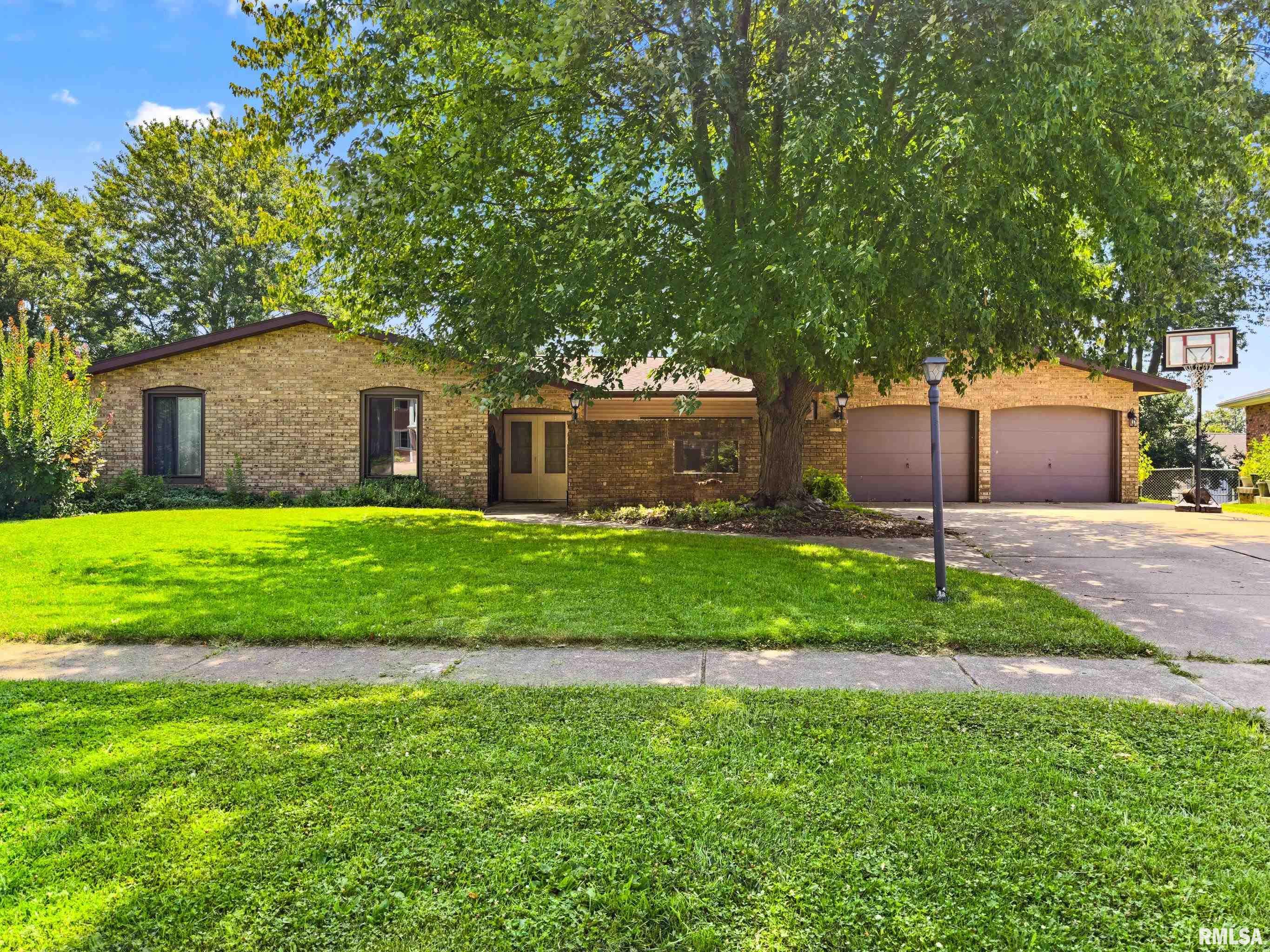 Price change at 706  YORKSHIRE Court  in Washington Illinois!