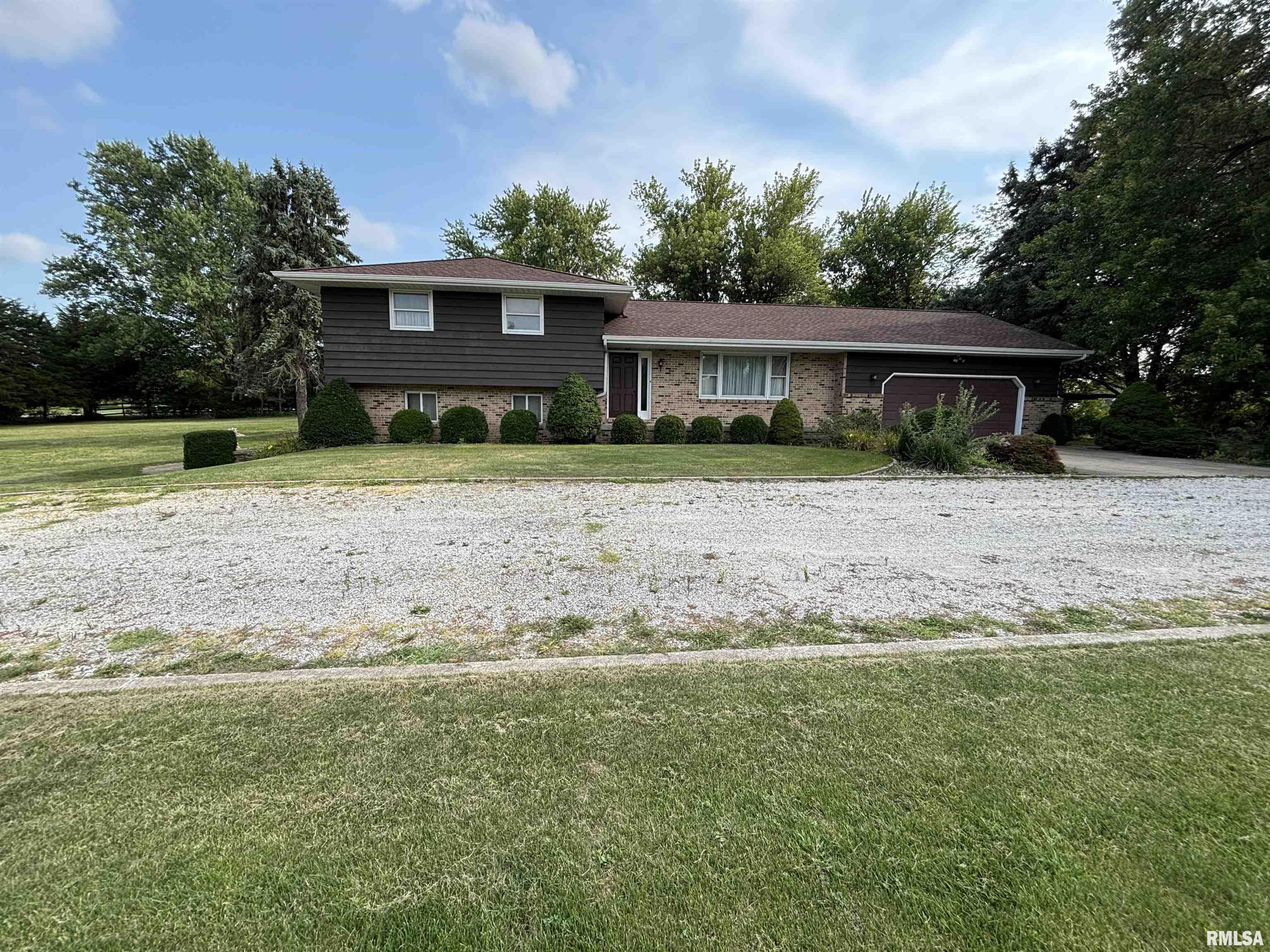Home for sale at 25225  SCHUCK Road  in Washington Illinois!