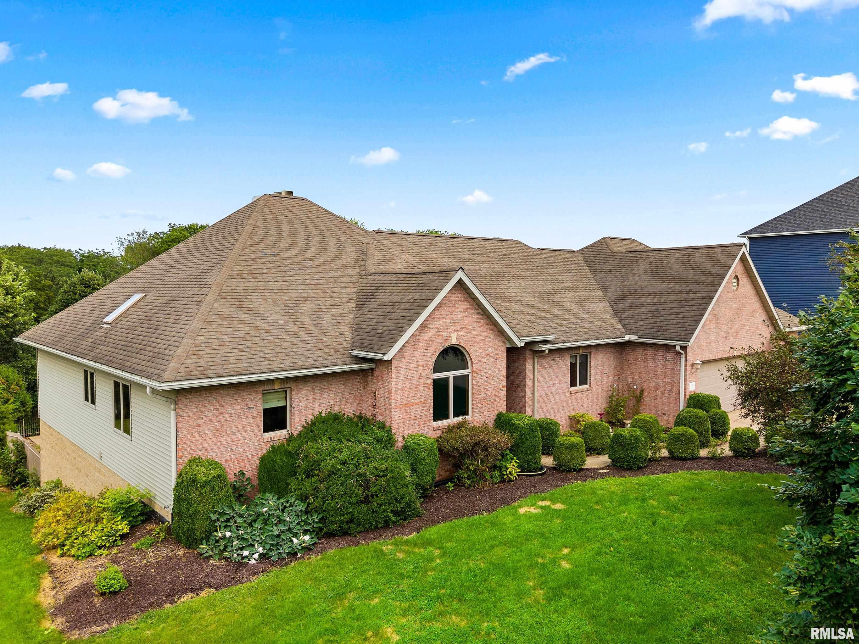 Luxury Home for sale at 1334 N INDEPENDENCE Court  in Germantown Hills Illinois!