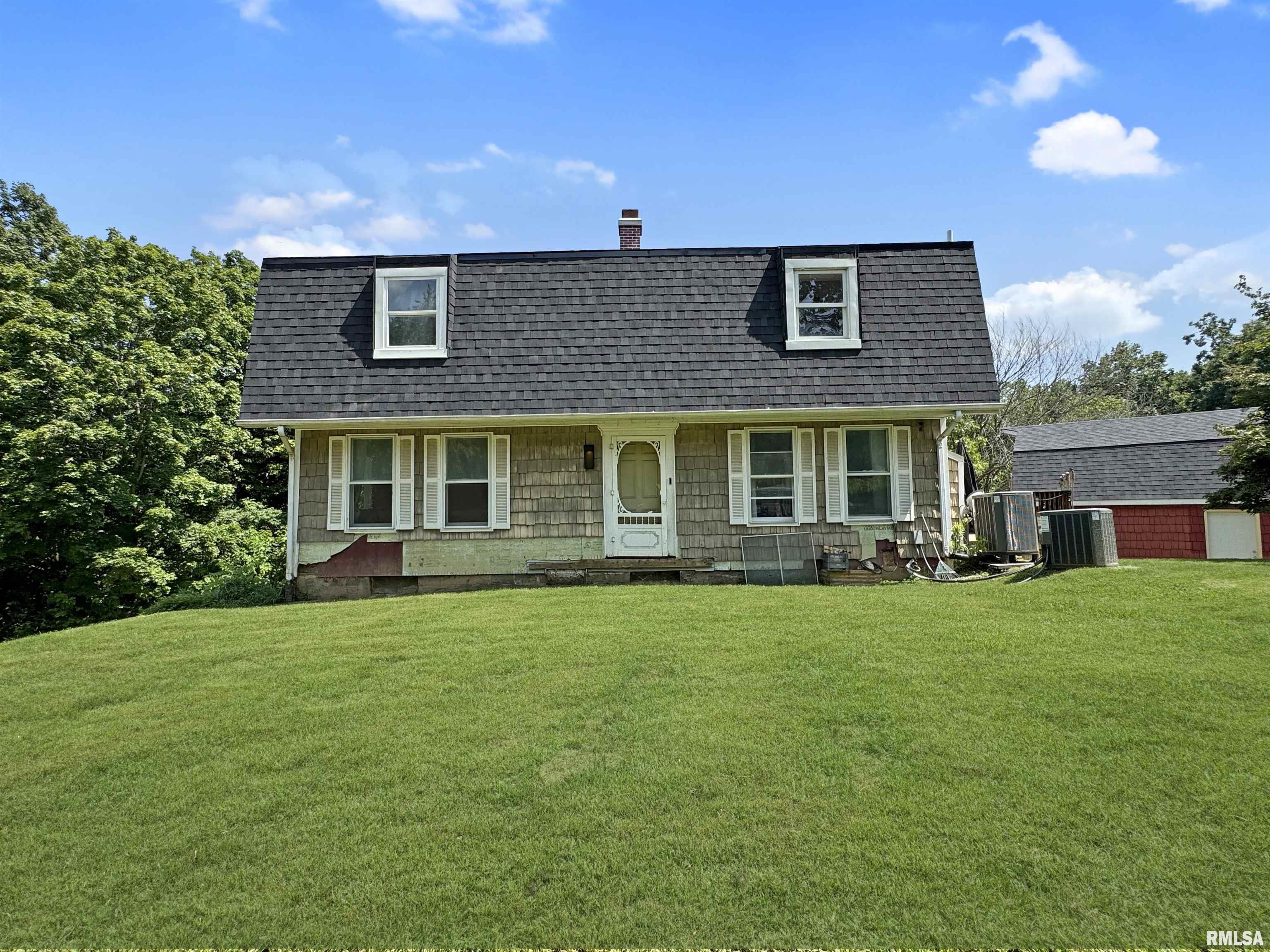 Luxury Home for sale at 7029 S GERDES Road  in Mapleton Illinois!