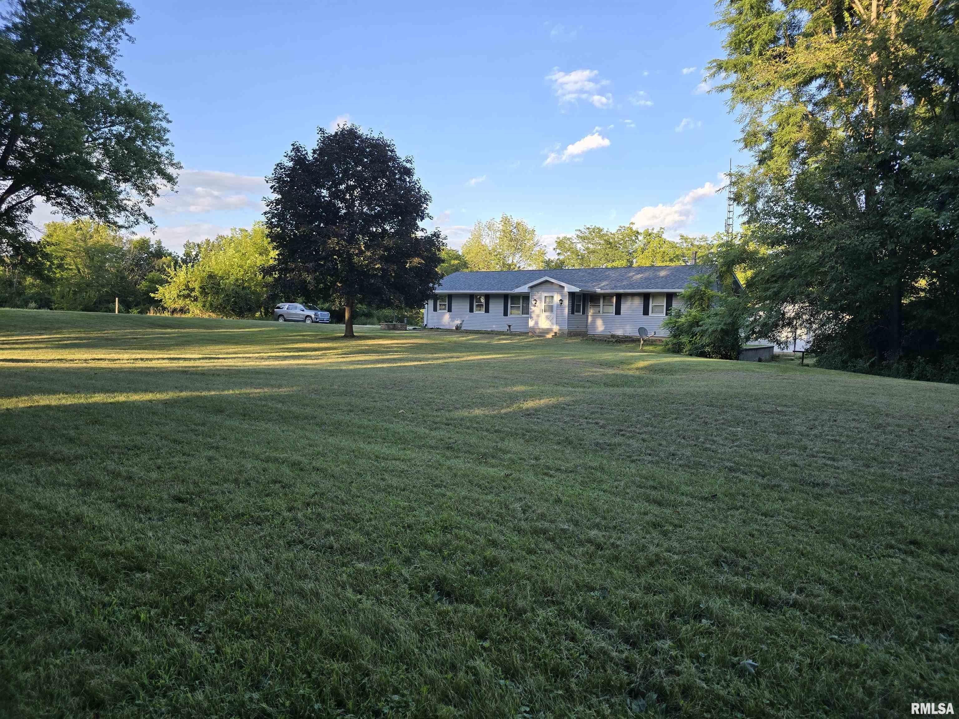 Price change at 17902  RED SHALE HILL Road  in Pekin Illinois!