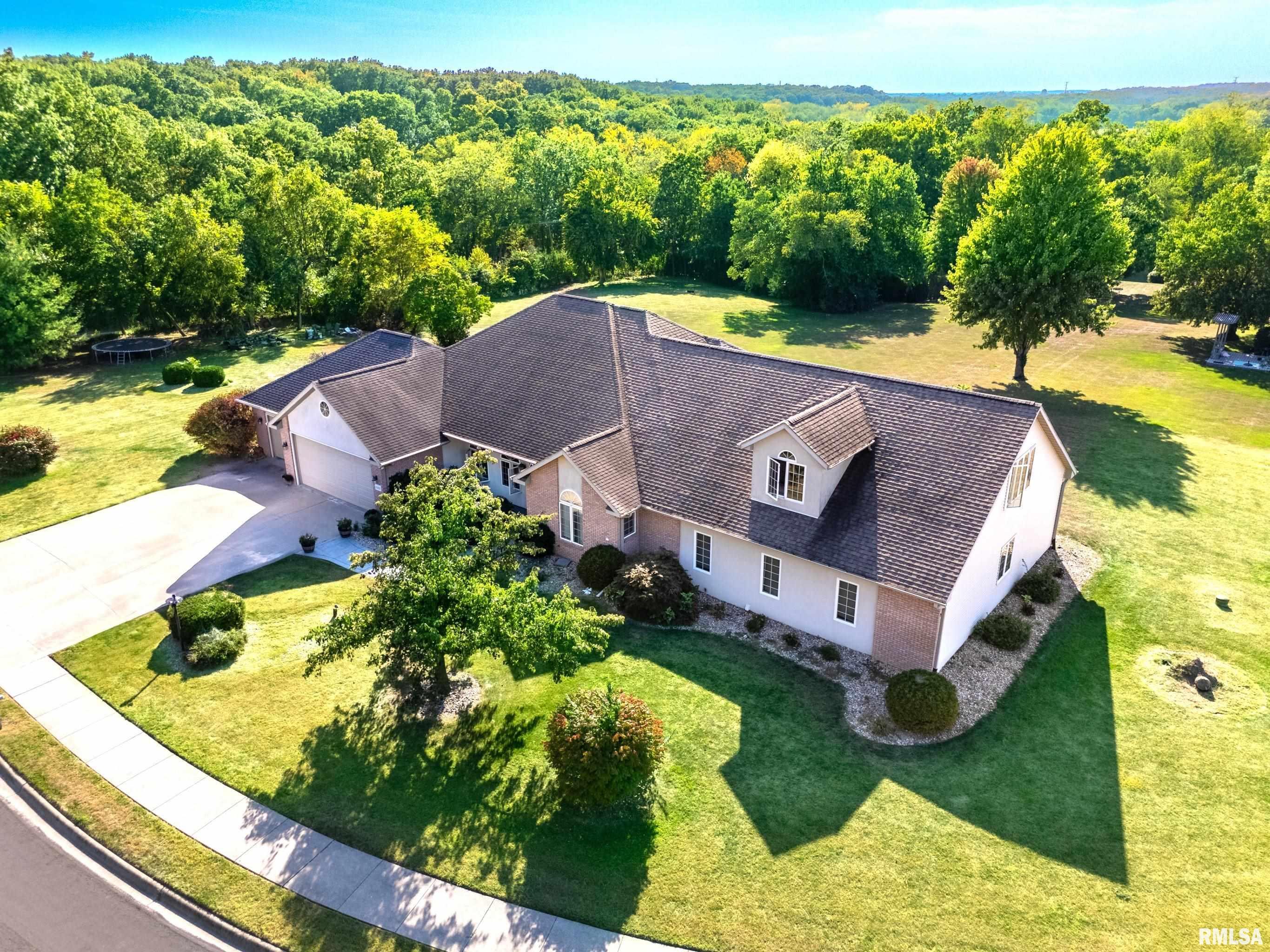 Price change at 11801 N DEERFIELD Drive  in Dunlap Illinois!