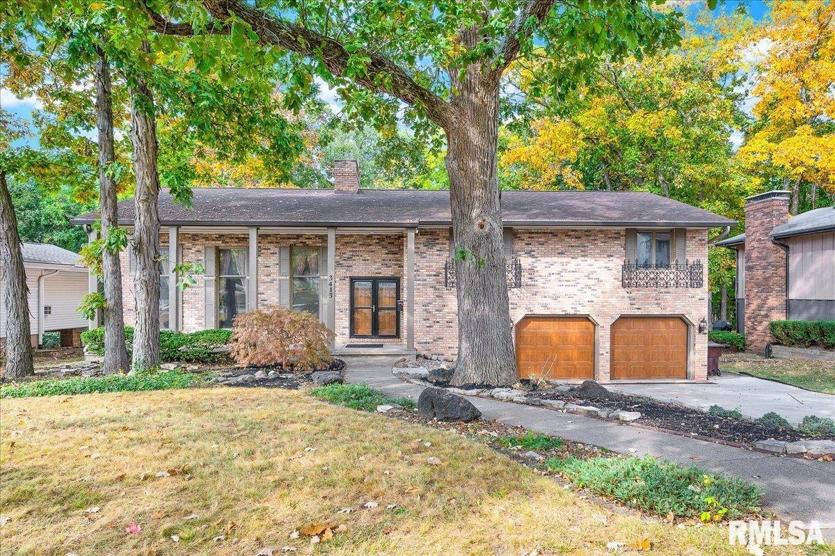 Home for sale at 3413 W CAPITOL Drive in Peoria Illinois! Home for sale at 3413 W CAPITOL Drive in Peoria Illinois!