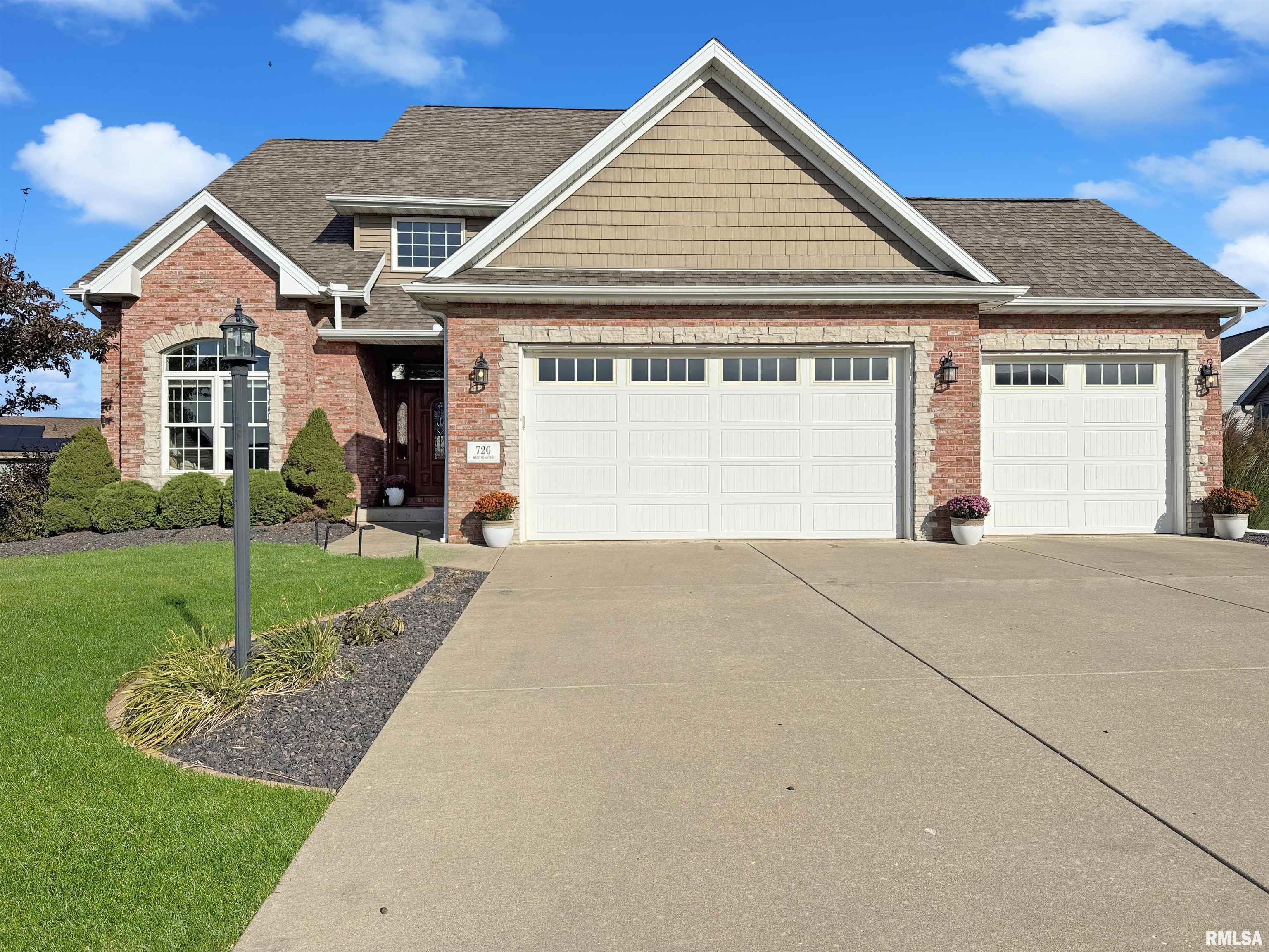 Luxury Home for sale at 720 WESTMINSTER Drive in Washington Illinois! Luxury Home for sale at 720 WESTMINSTER Drive in Washington Illinois!