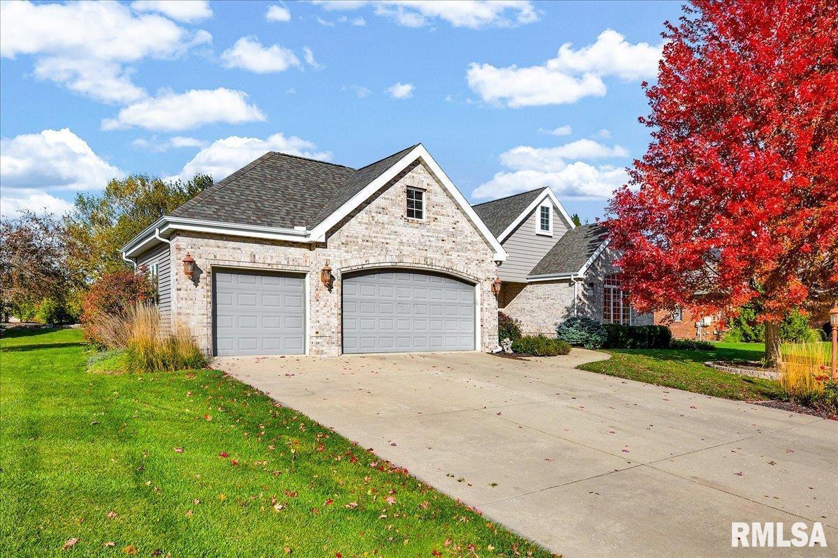 Luxury Home for sale at 1263 WHEATFIELD Drive in Morton Illinois! Luxury Home for sale at 1263 WHEATFIELD Drive in Morton Illinois!