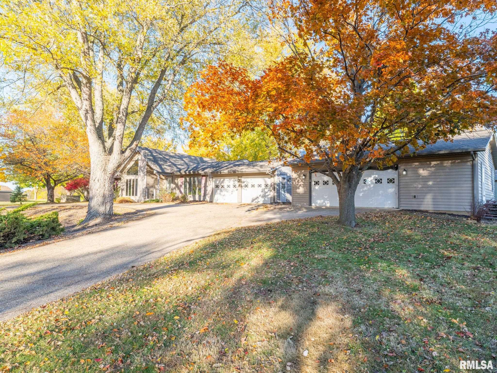 Home for sale at 7266 GRANADA Drive in Delavan Illinois! Home for sale at 7266 GRANADA Drive in Delavan Illinois!