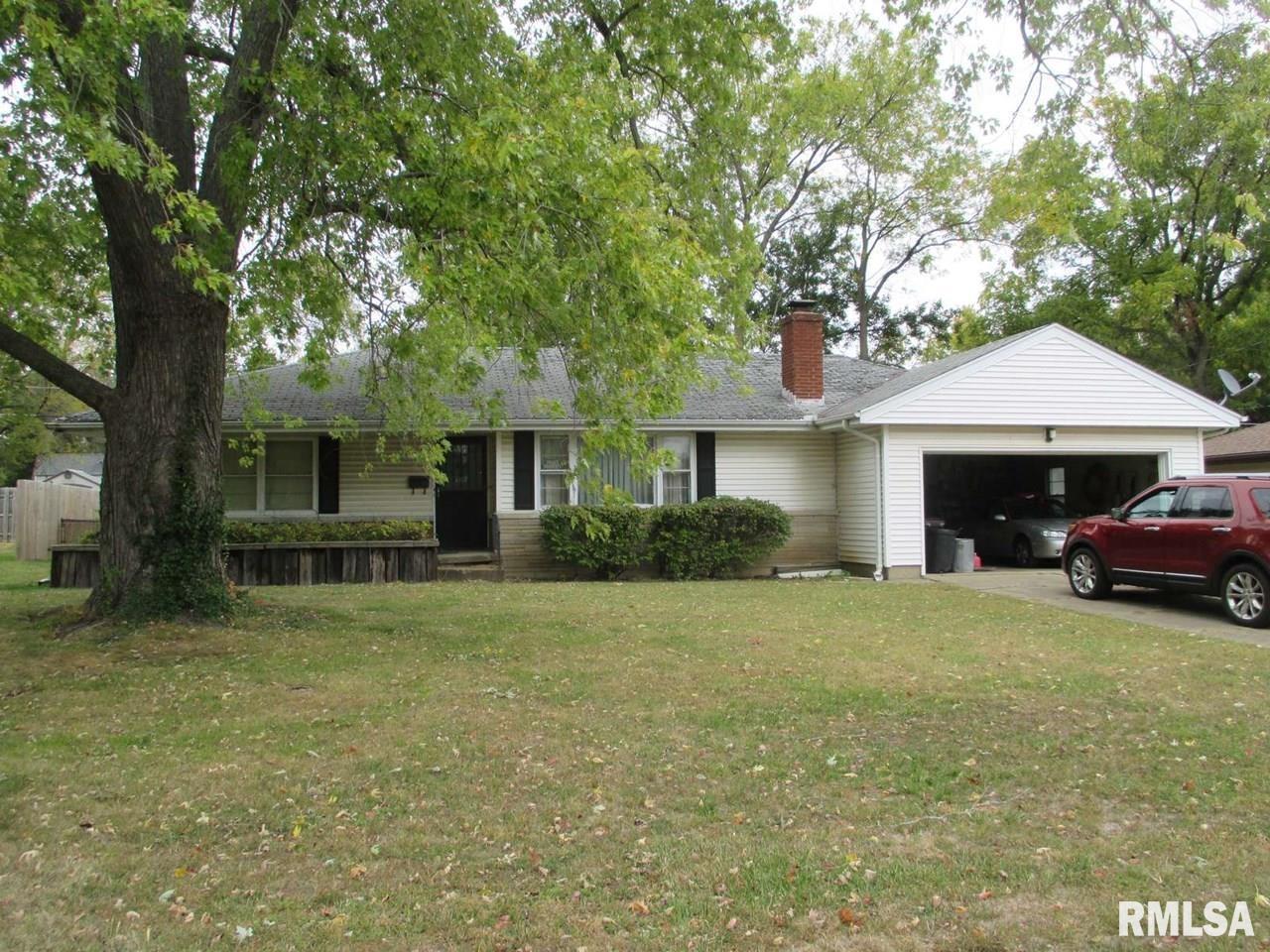 Luxury Home for sale at 1407 W SUNNYVIEW Drive  in Peoria Illinois!