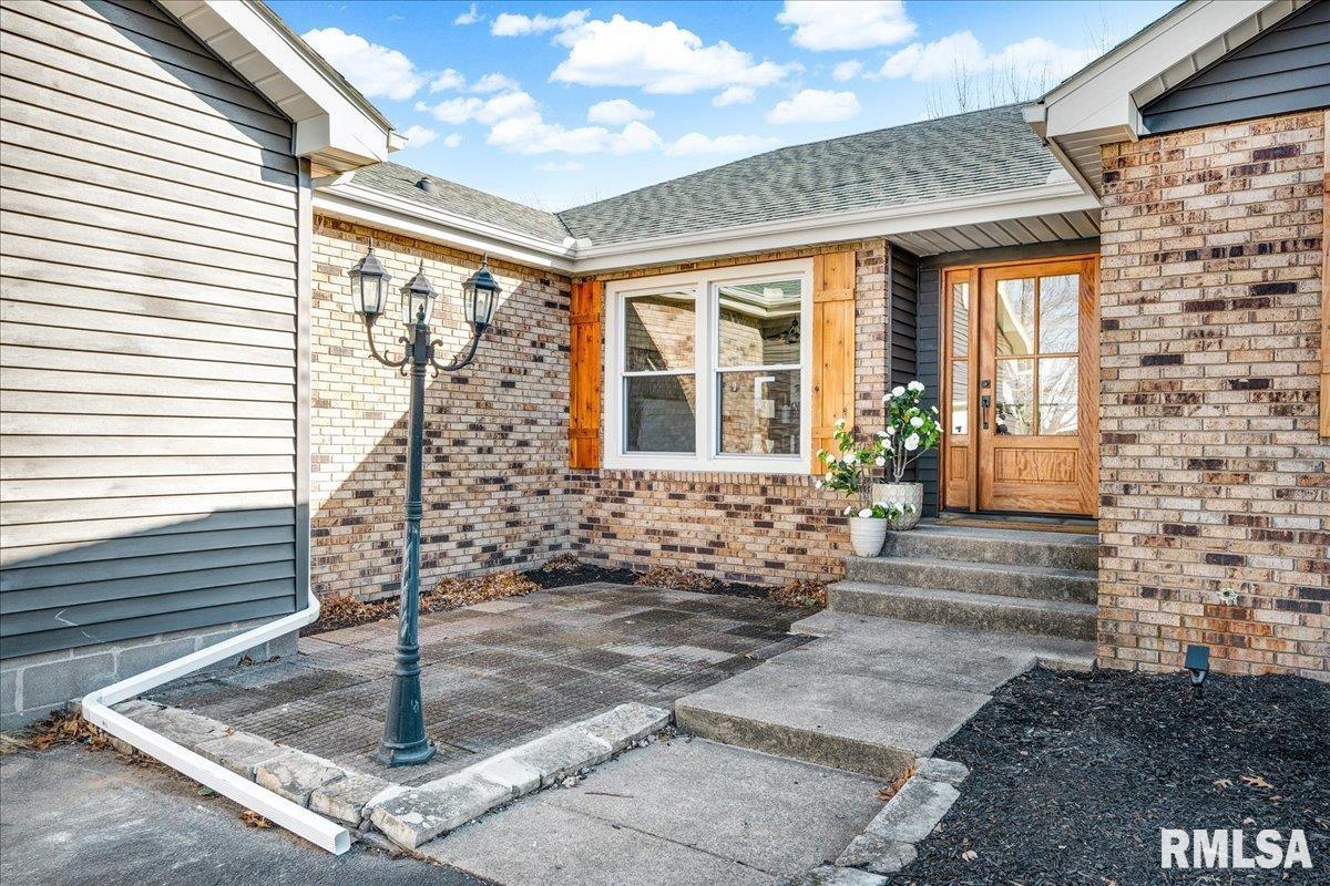 Home for sale at 13014 N CRATER Lane  in Dunlap Illinois!