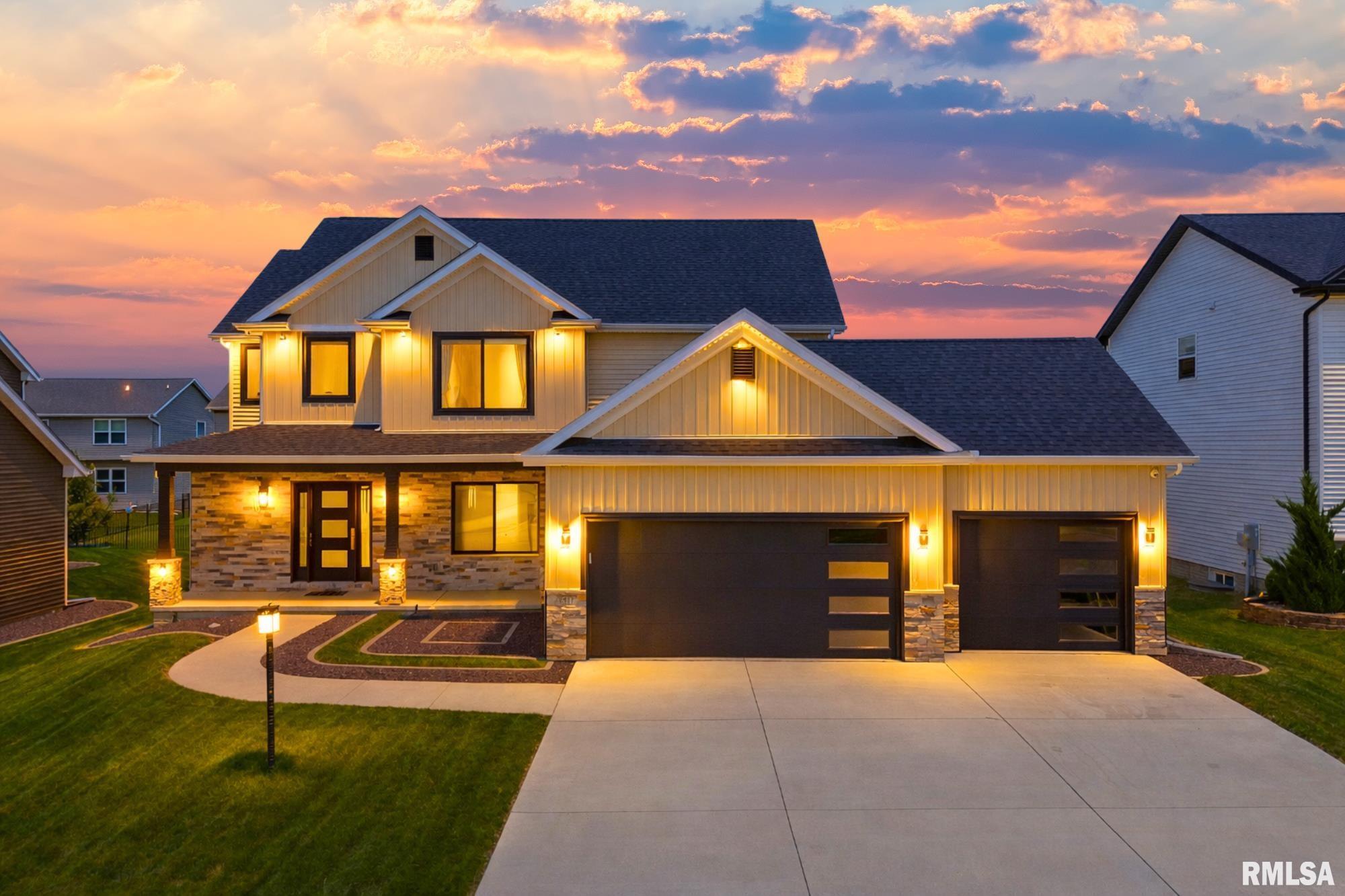 Luxury Home for sale at 2817 W Lake Trail Court in Dunlap Illinois! Luxury Home for sale at 2817 W Lake Trail Court in Dunlap Illinois!