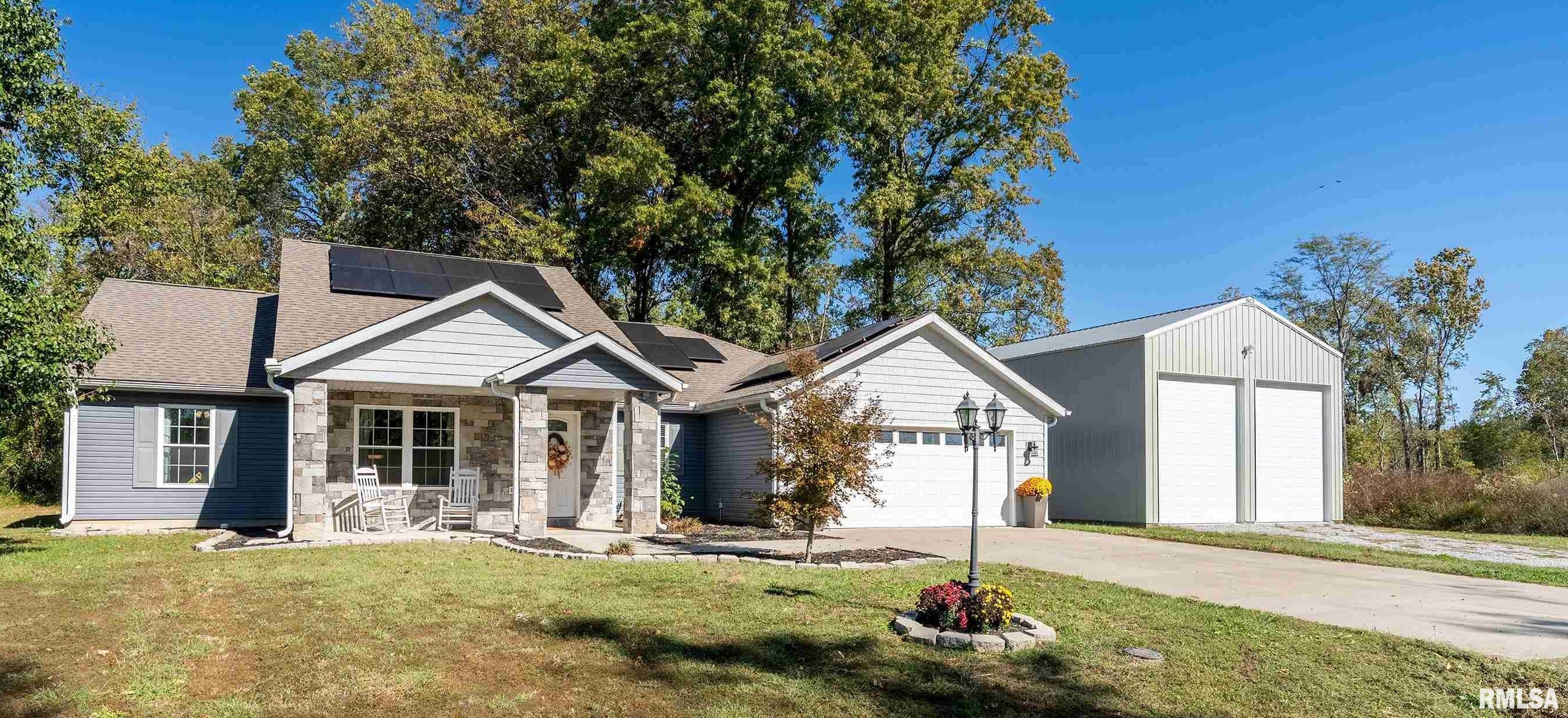 Home for sale at 412 Noah Lane in Carterville Illinois! Home for sale at 412 Noah Lane in Carterville Illinois!