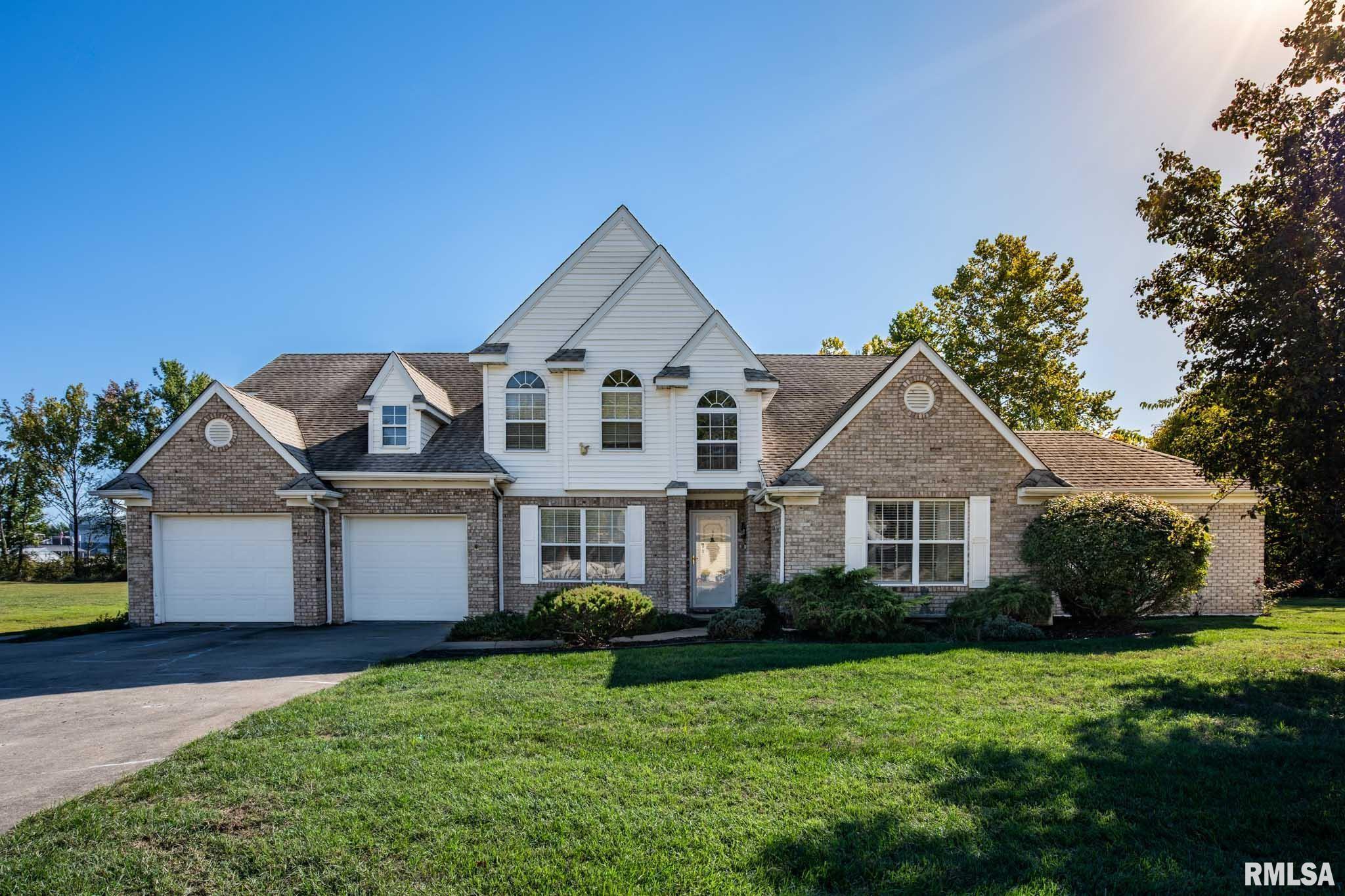 Home for sale at 1713  CASTLEBERRY Drive  in Marion Illinois!