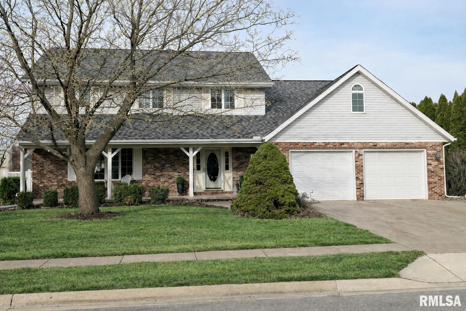 Luxury Home for sale at 121  WOODCREST Avenue  in Morton Illinois!