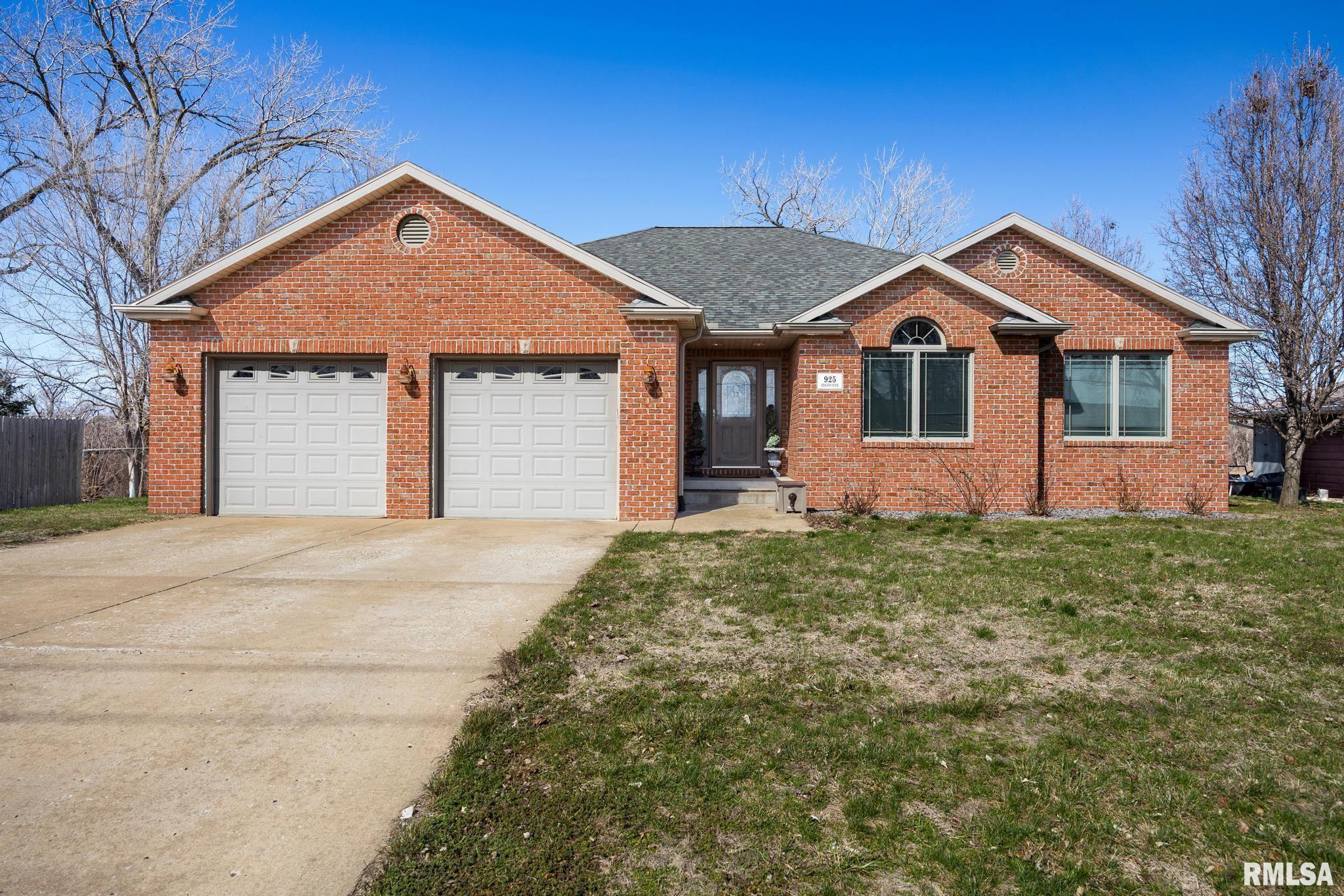 Home for sale at 925  EDGEWATER Drive  in Pekin Illinois!