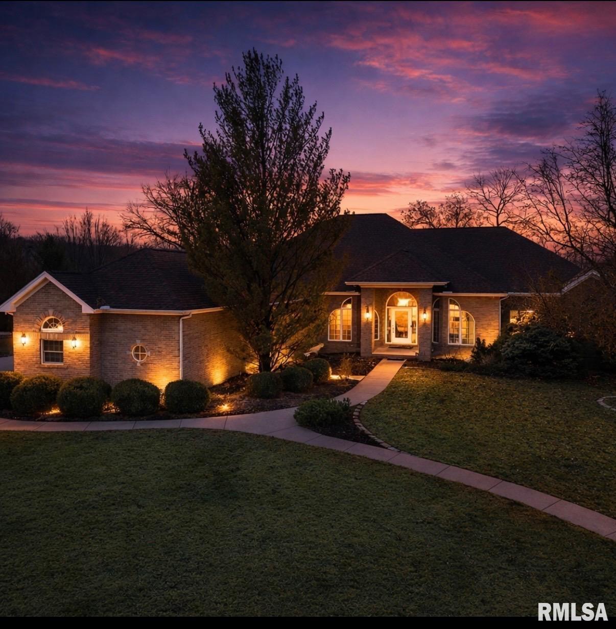 Luxury Home for sale at 11819 N DEERFIELD Drive in Dunlap Illinois! Luxury Home for sale at 11819 N DEERFIELD Drive in Dunlap Illinois!