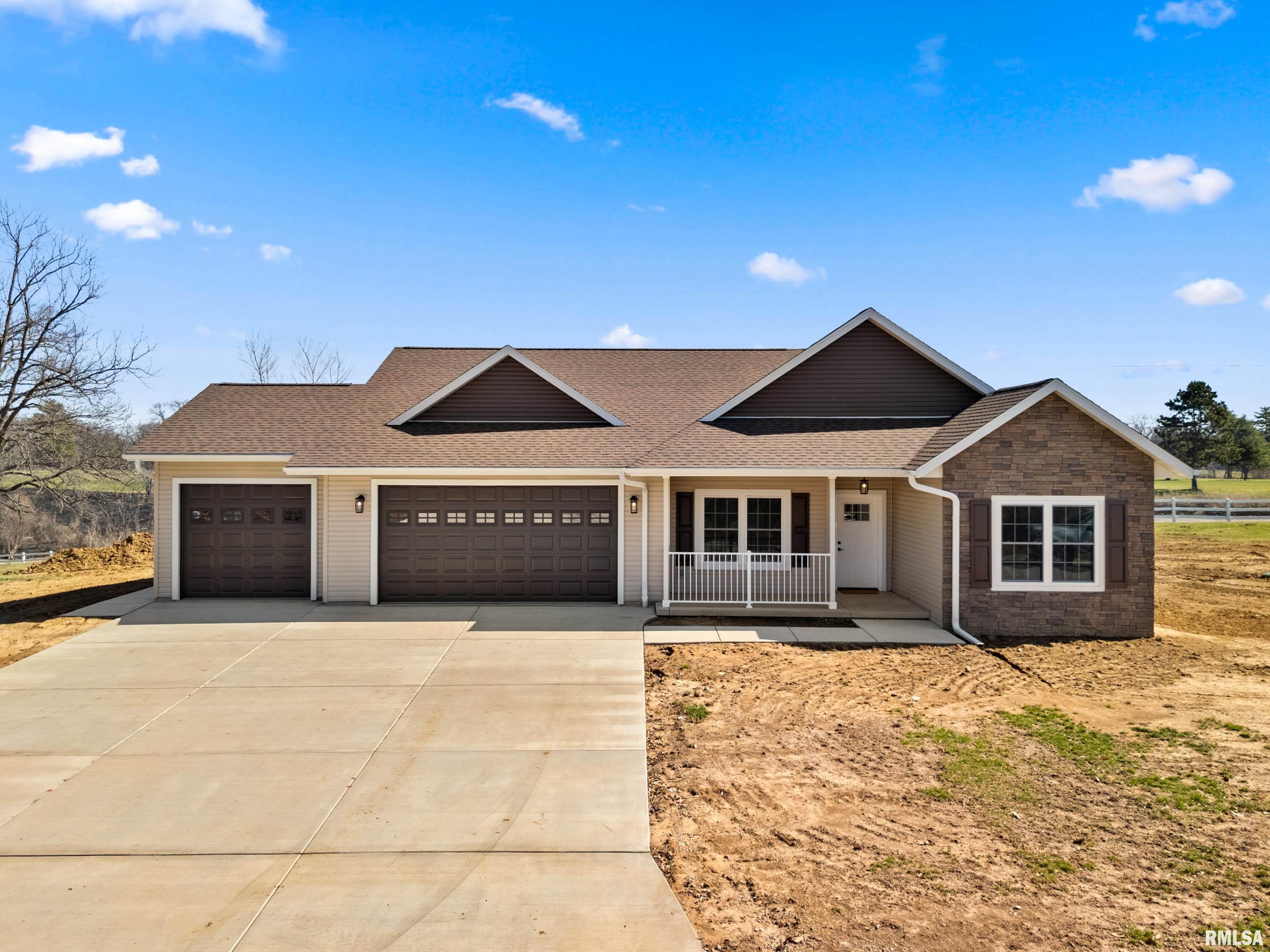 Luxury Home for sale at 14988 E COUNTRY CLUB Drive  in Cuba Illinois!