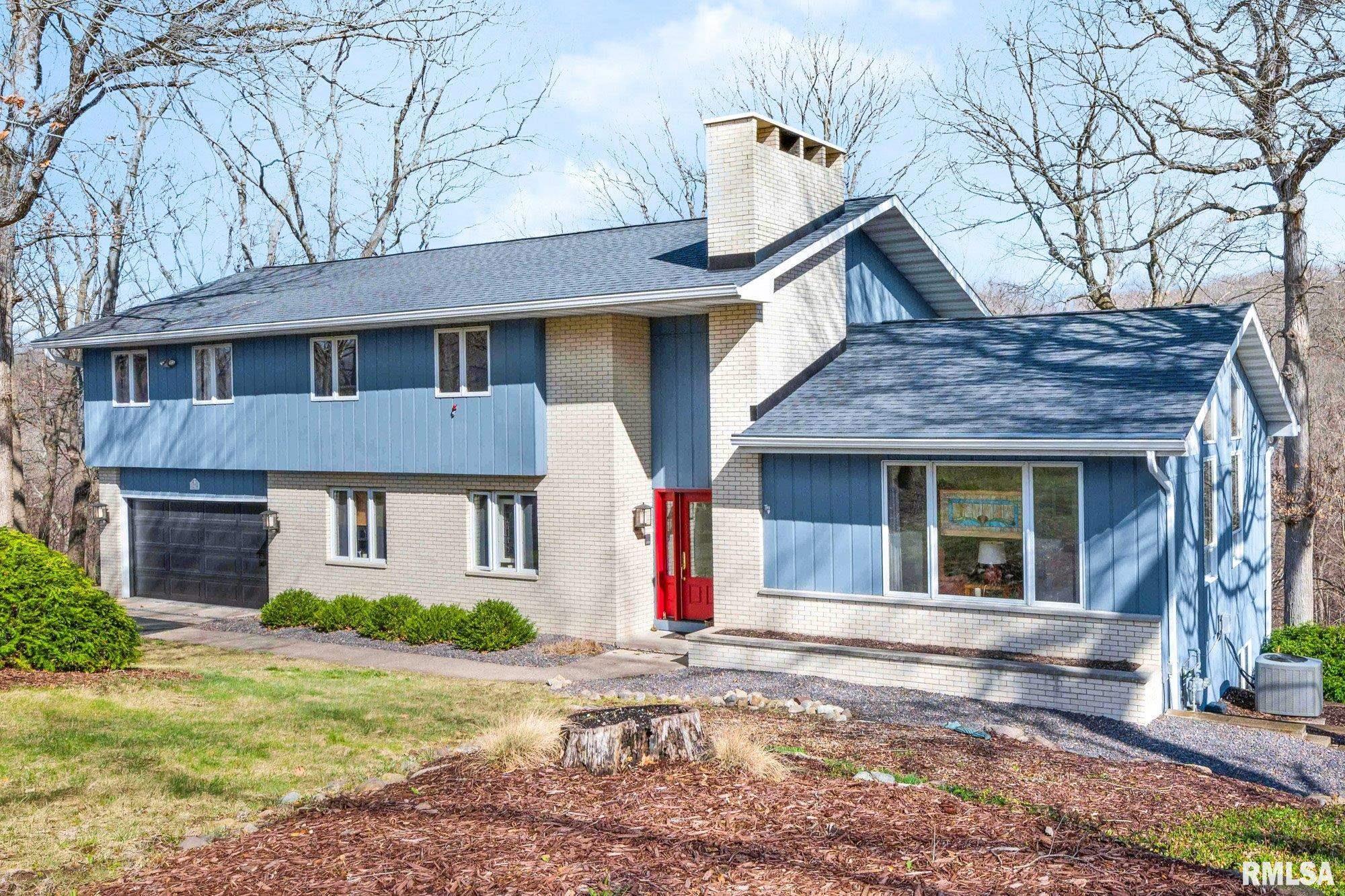 Home for sale at 1230 N OLDE FARM Road  in East Peoria Illinois!