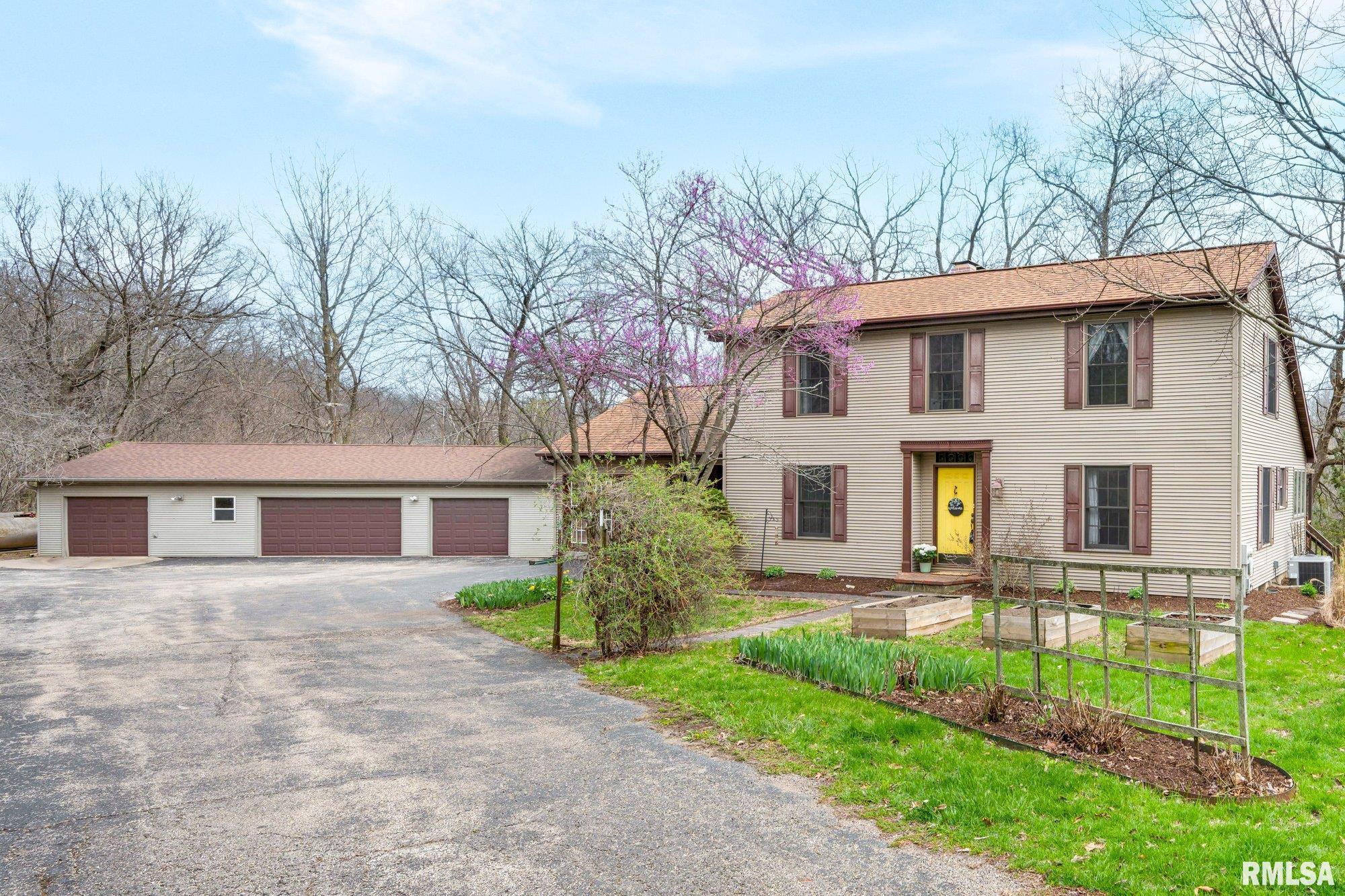 Luxury Home for sale at 1670 COAL BANK Road in Metamora Illinois! Luxury Home for sale at 1670 COAL BANK Road in Metamora Illinois!