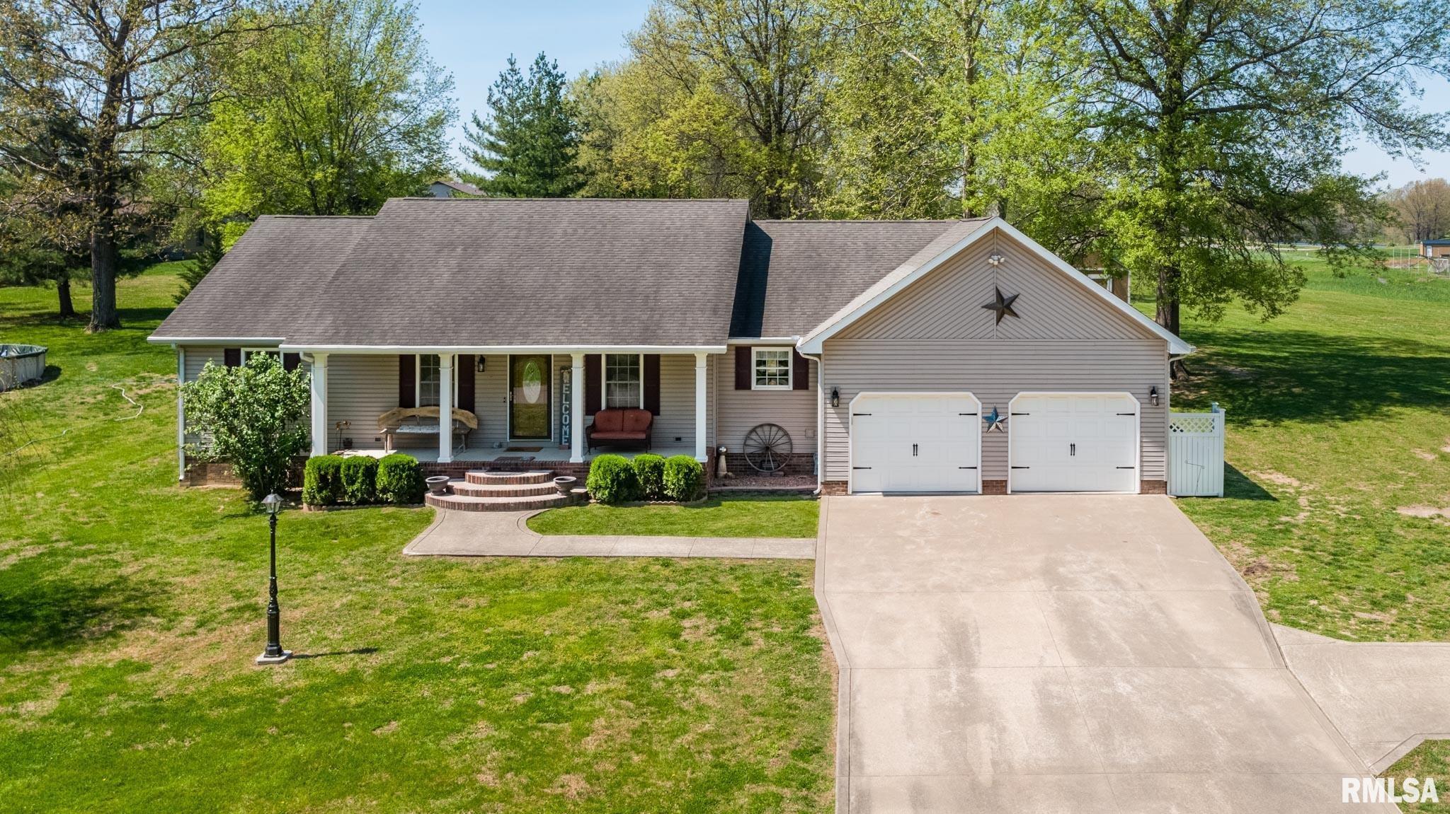 Home for sale at 105 N Dent Street in Carterville Illinois! Home for sale at 105 N Dent Street in Carterville Illinois!