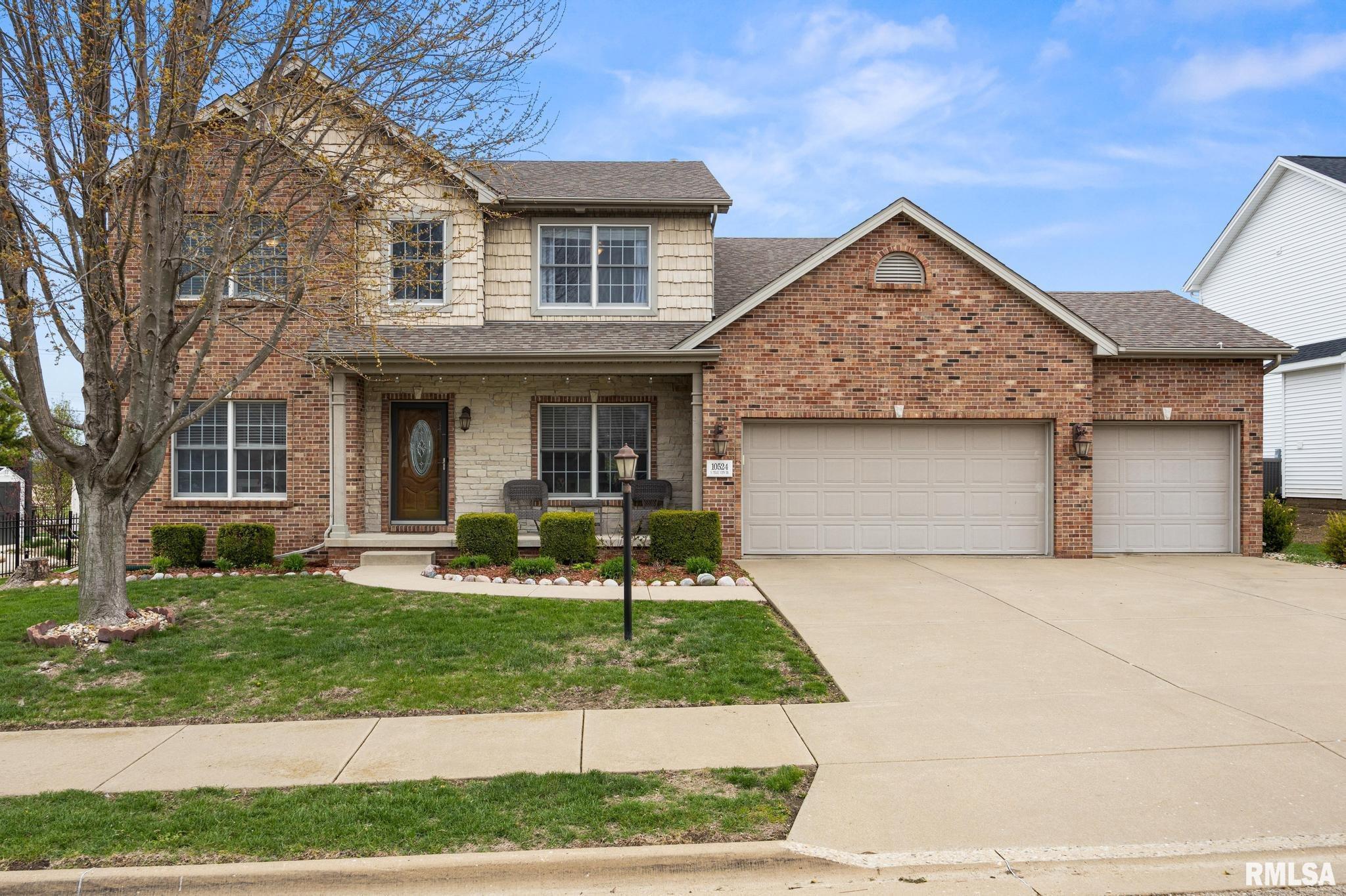 Luxury Home for sale at 10524 N TRAIL VIEW Drive in Dunlap Illinois! Luxury Home for sale at 10524 N TRAIL VIEW Drive in Dunlap Illinois!