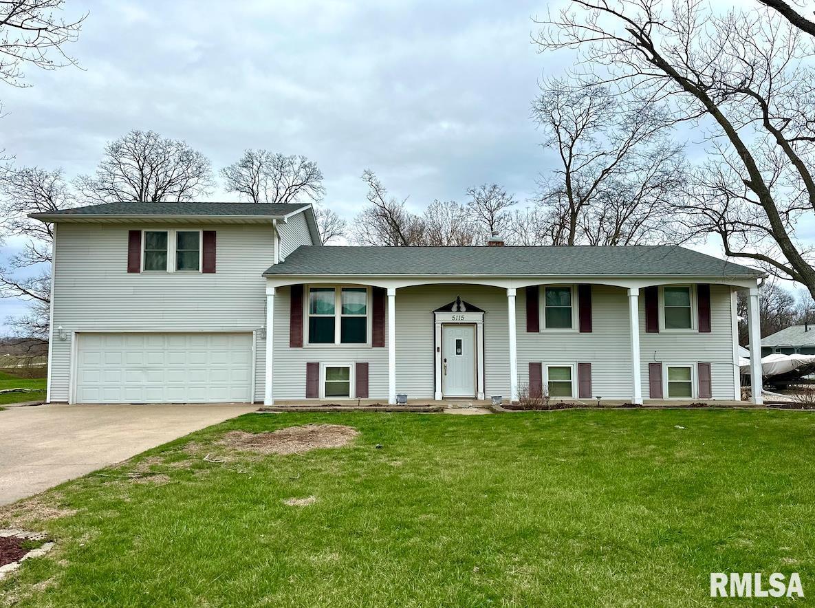 Home for sale at 5115 W WOODFERN Road in Bartonville Illinois! Home for sale at 5115 W WOODFERN Road in Bartonville Illinois!