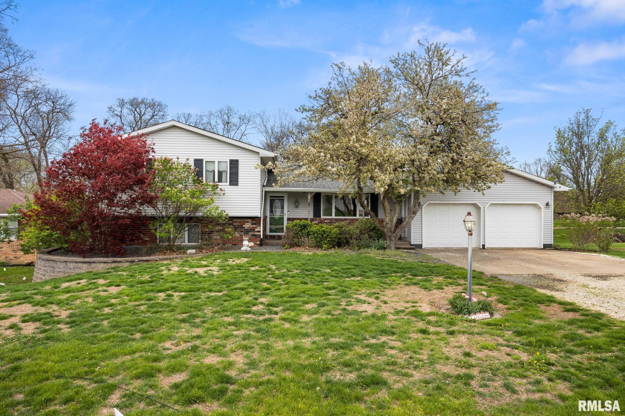 Home for sale at 9909 W BUCKHAVEN Court  in Mapleton Illinois!