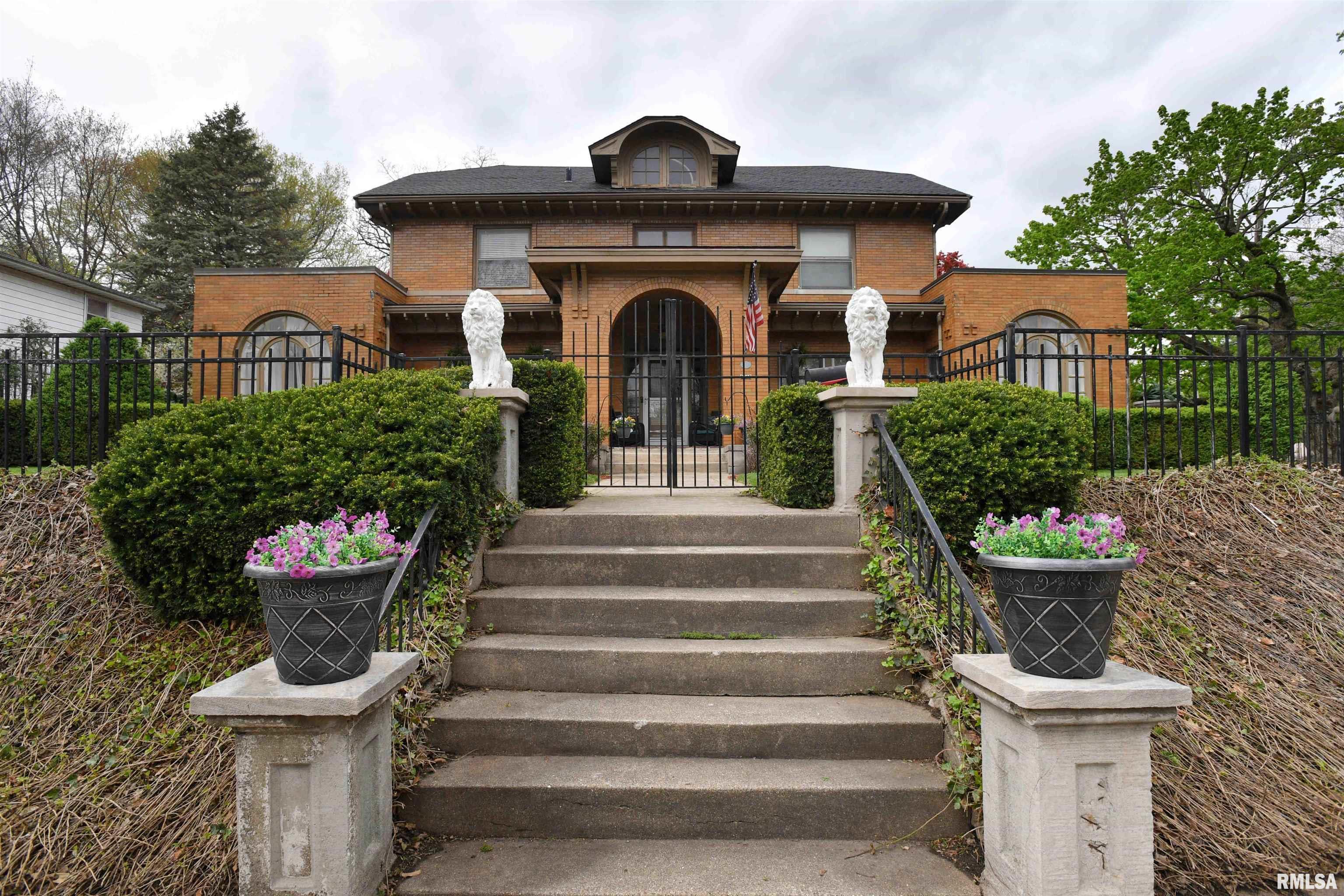 Luxury Home for sale at 1515 NE GLEN OAK Avenue  in Peoria Illinois!