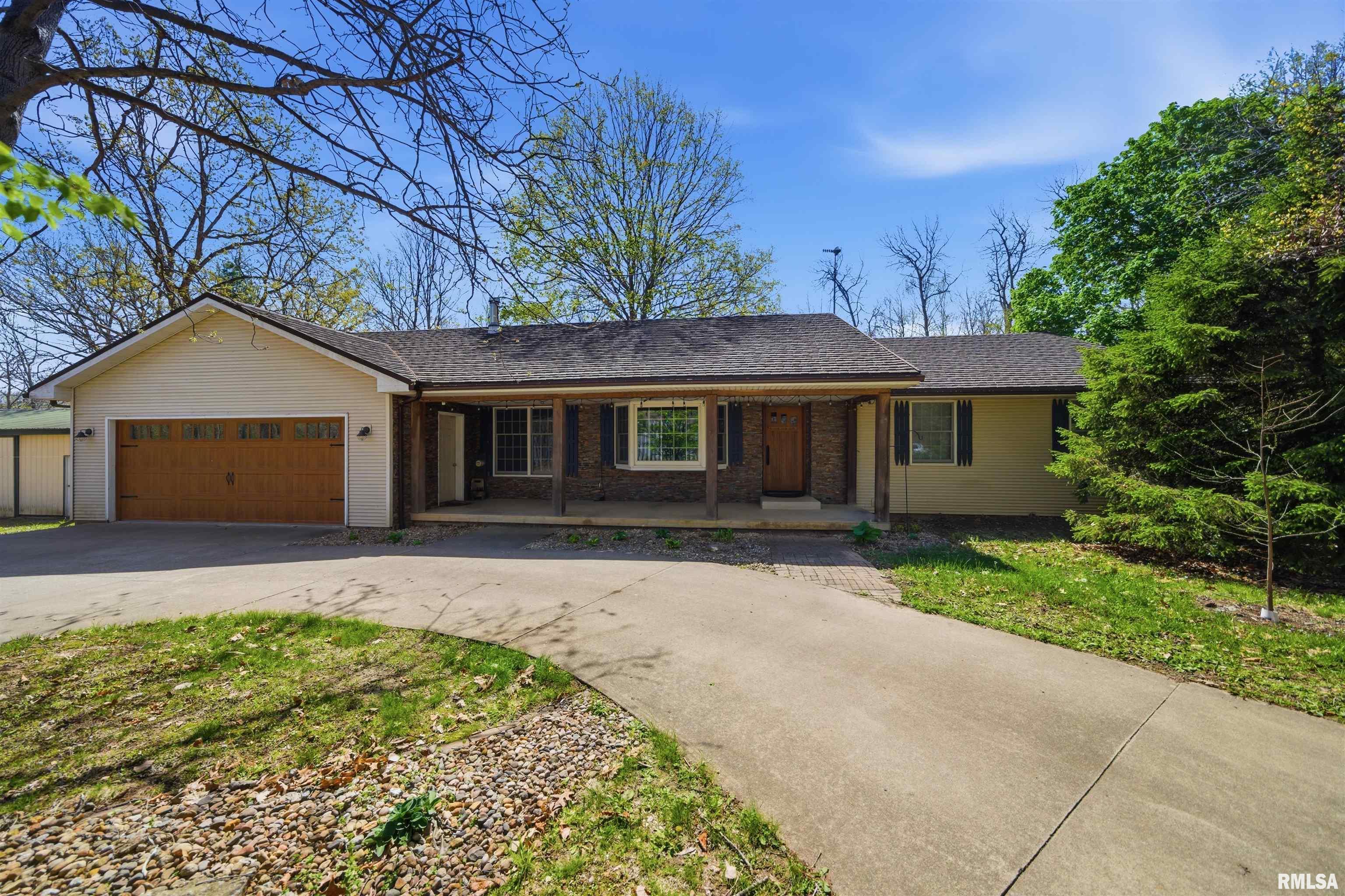 Price change at 658  COON CREEK Road  in Metamora Illinois!