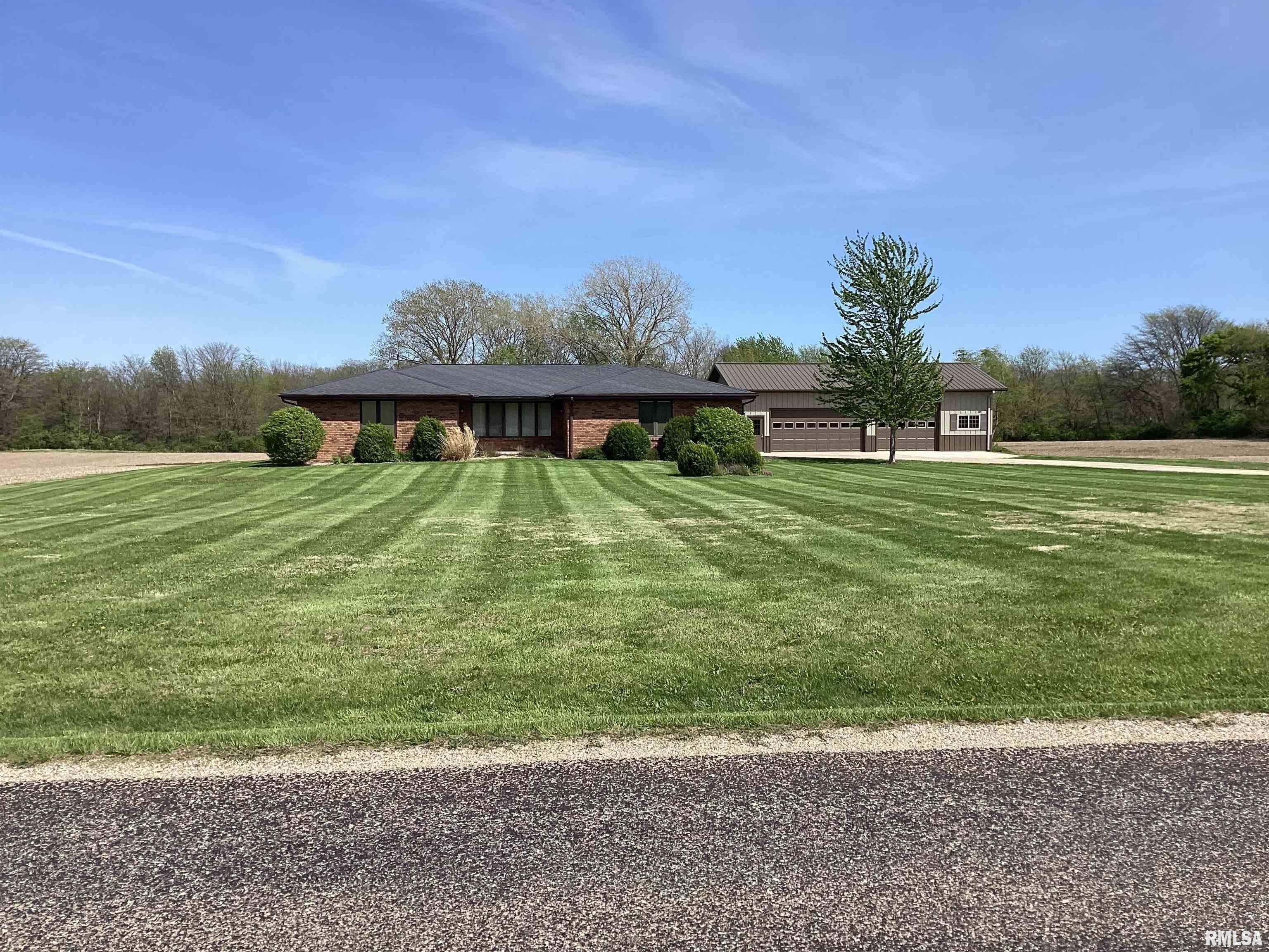 Luxury Home for sale at 34707 N DIAMOND POINT Road  in Farmington Illinois!