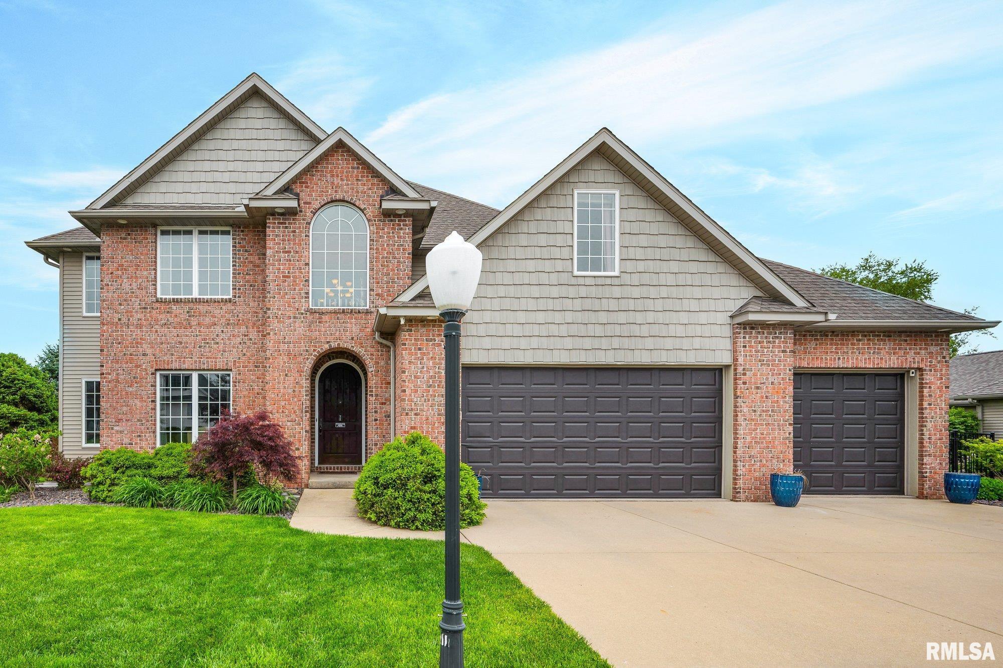 Luxury Home for sale at 626 N MARCUS Court in Chillicothe Illinois! Luxury Home for sale at 626 N MARCUS Court in Chillicothe Illinois!
