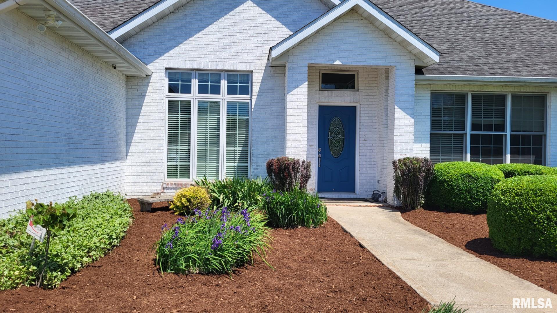 Home for sale at 2710  TURNBERRY Drive  in Marion Illinois!