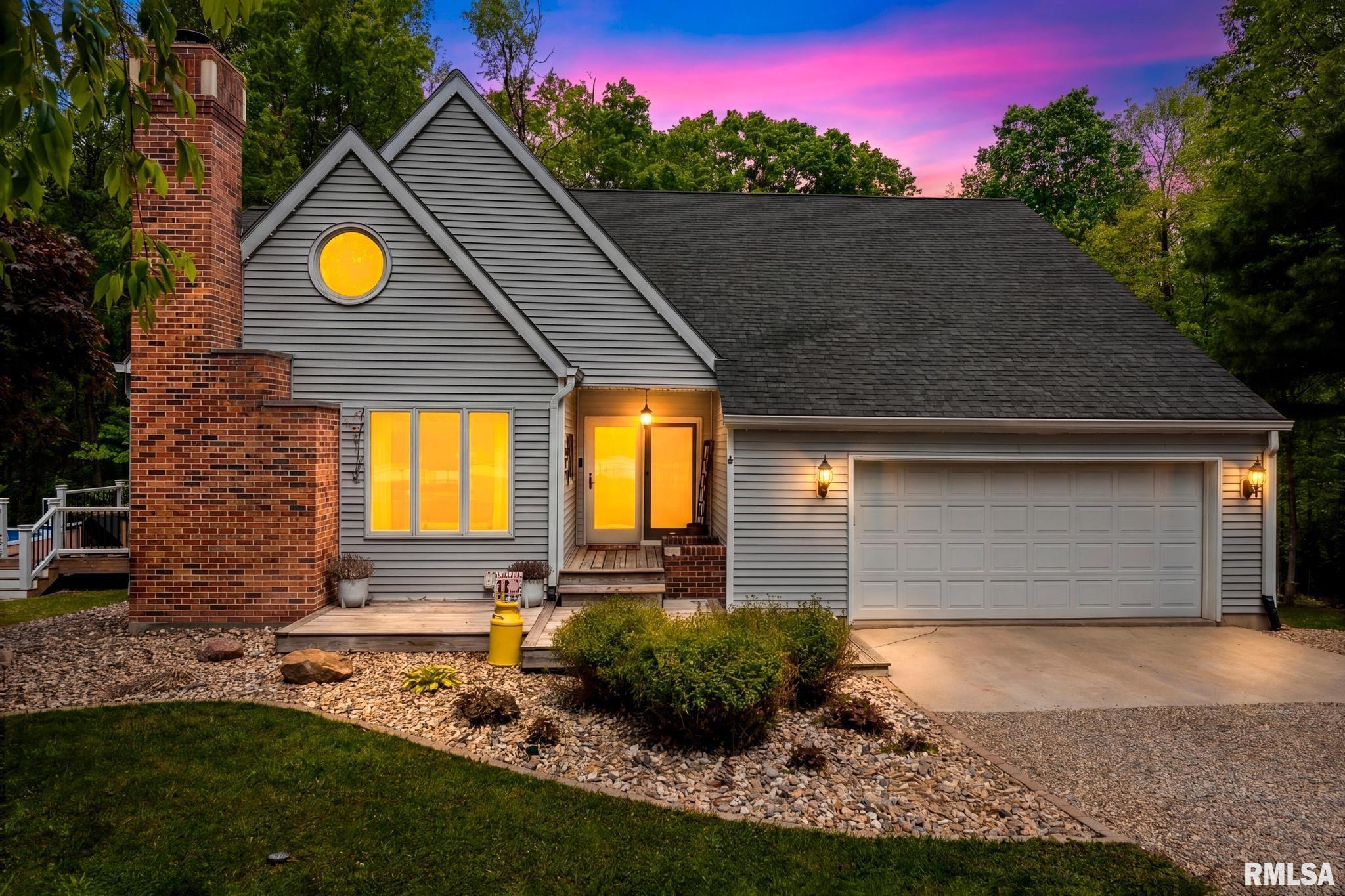 Price change at 6  SUSSEX Court  in Mackinaw Illinois!