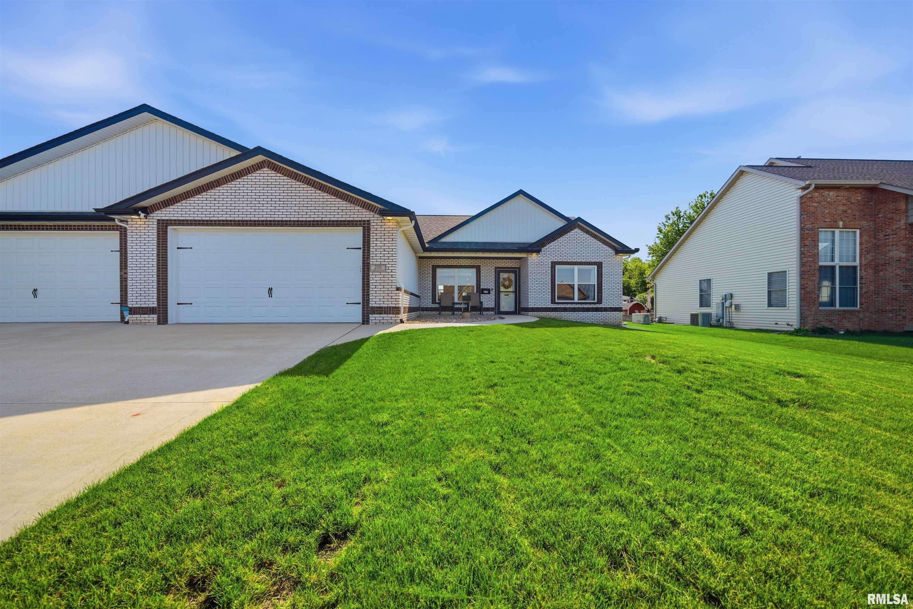 Price change at 215 CYPRESS Point in Washington Illinois! Price change at 215 CYPRESS Point in Washington Illinois!