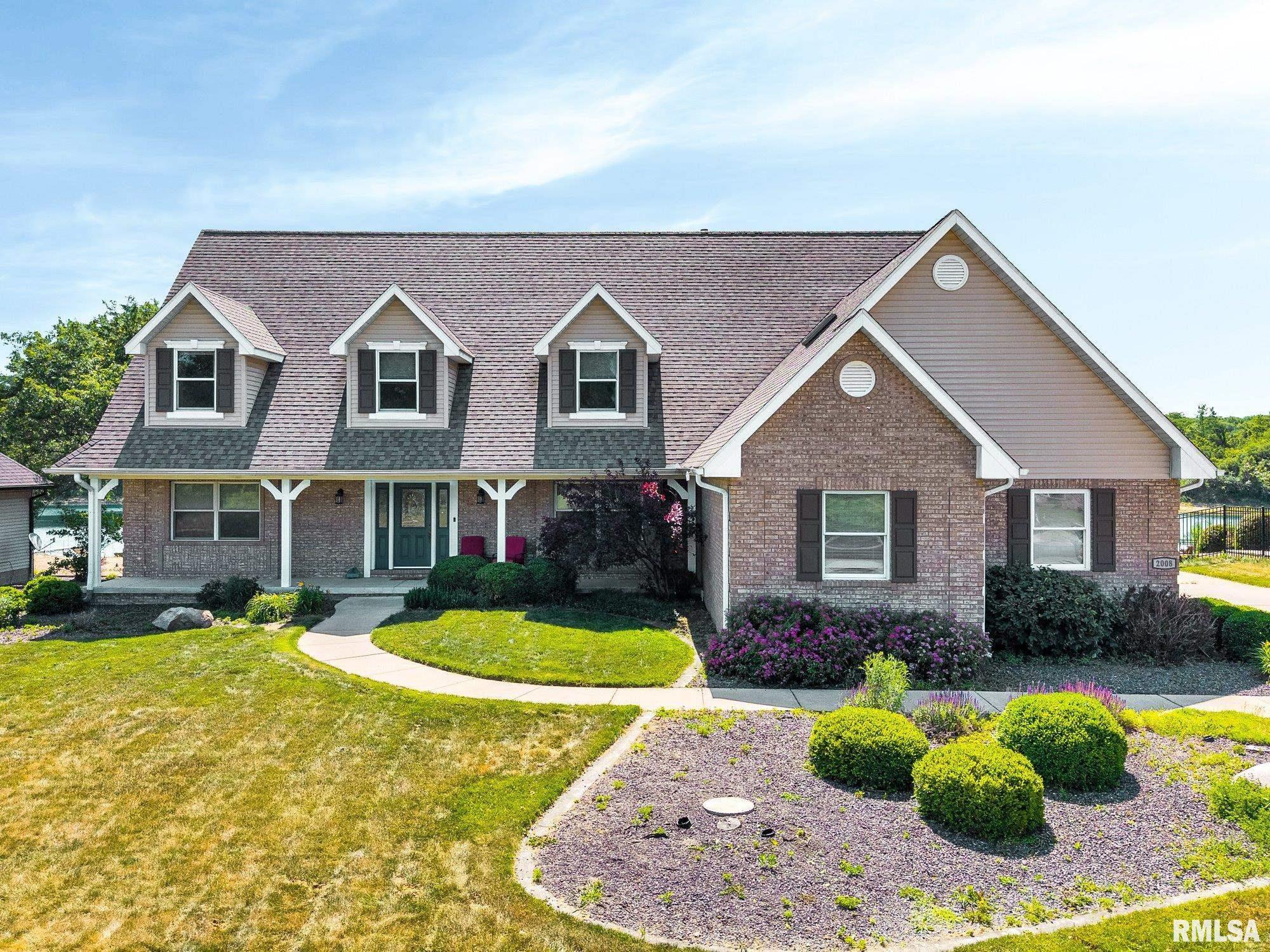 Luxury Home for sale at 2008  SUSAN HOPE Drive  in Pekin Illinois!