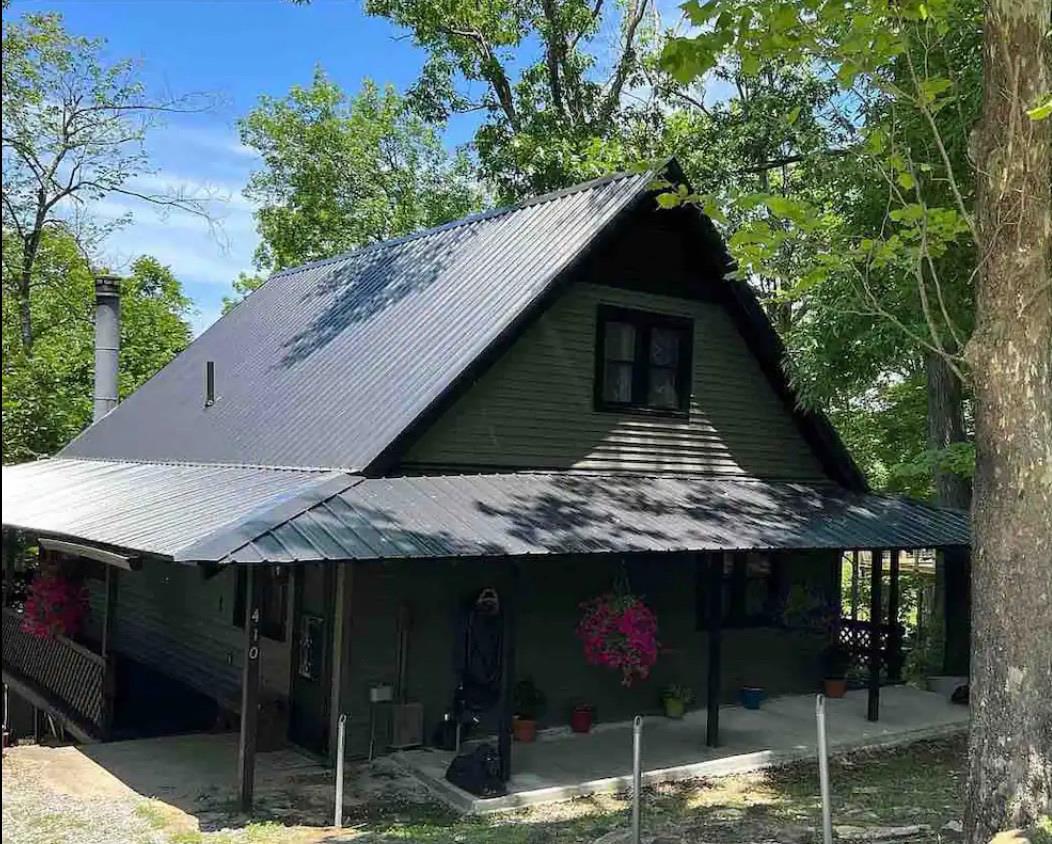 Luxury Home for sale at 410  Wagon Creek Loop  in Creal Springs Illinois!